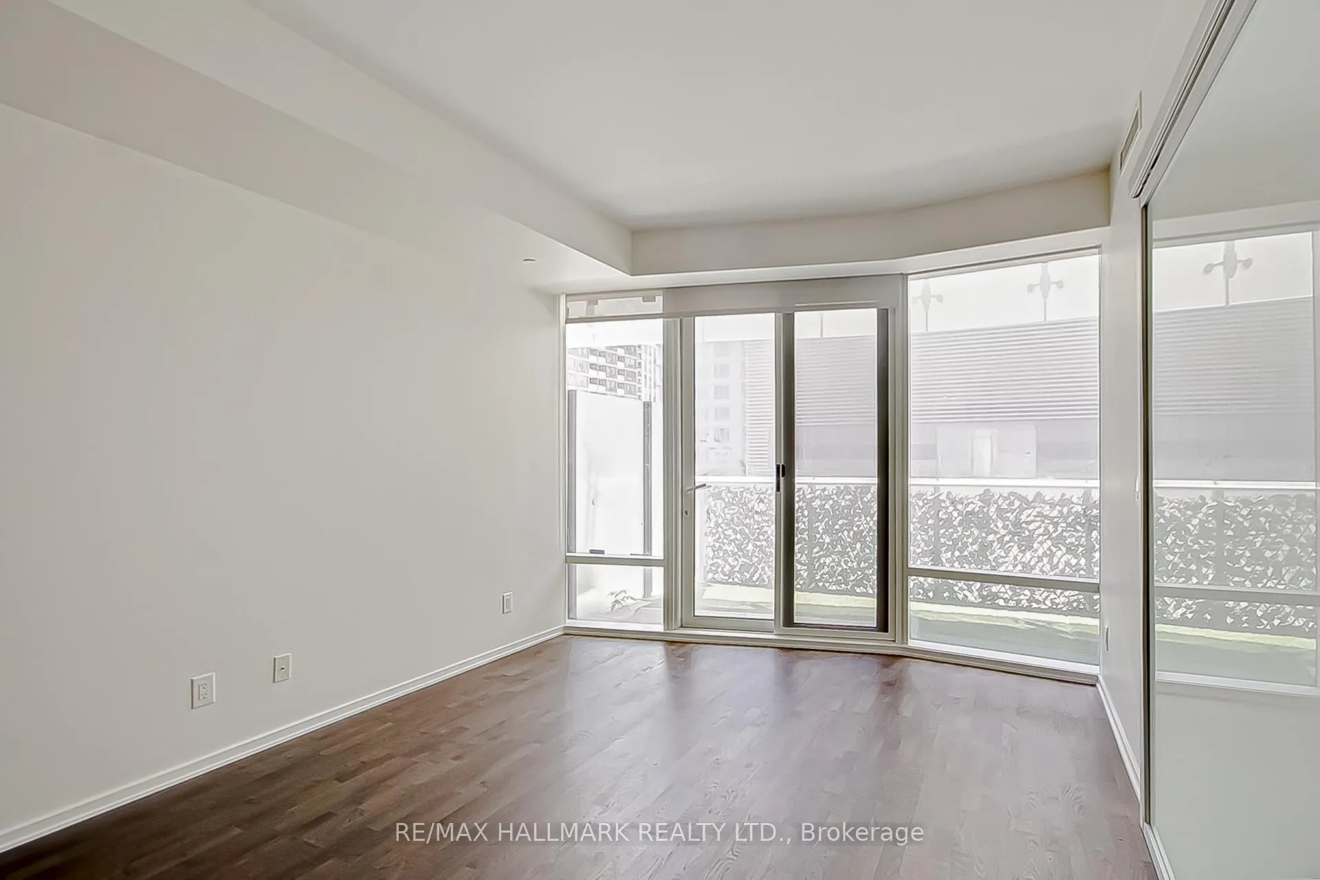 Photo 20 of Unit 314, 1 Bloor Street E, Toronto, Church-Yonge Corridor — HOMEH