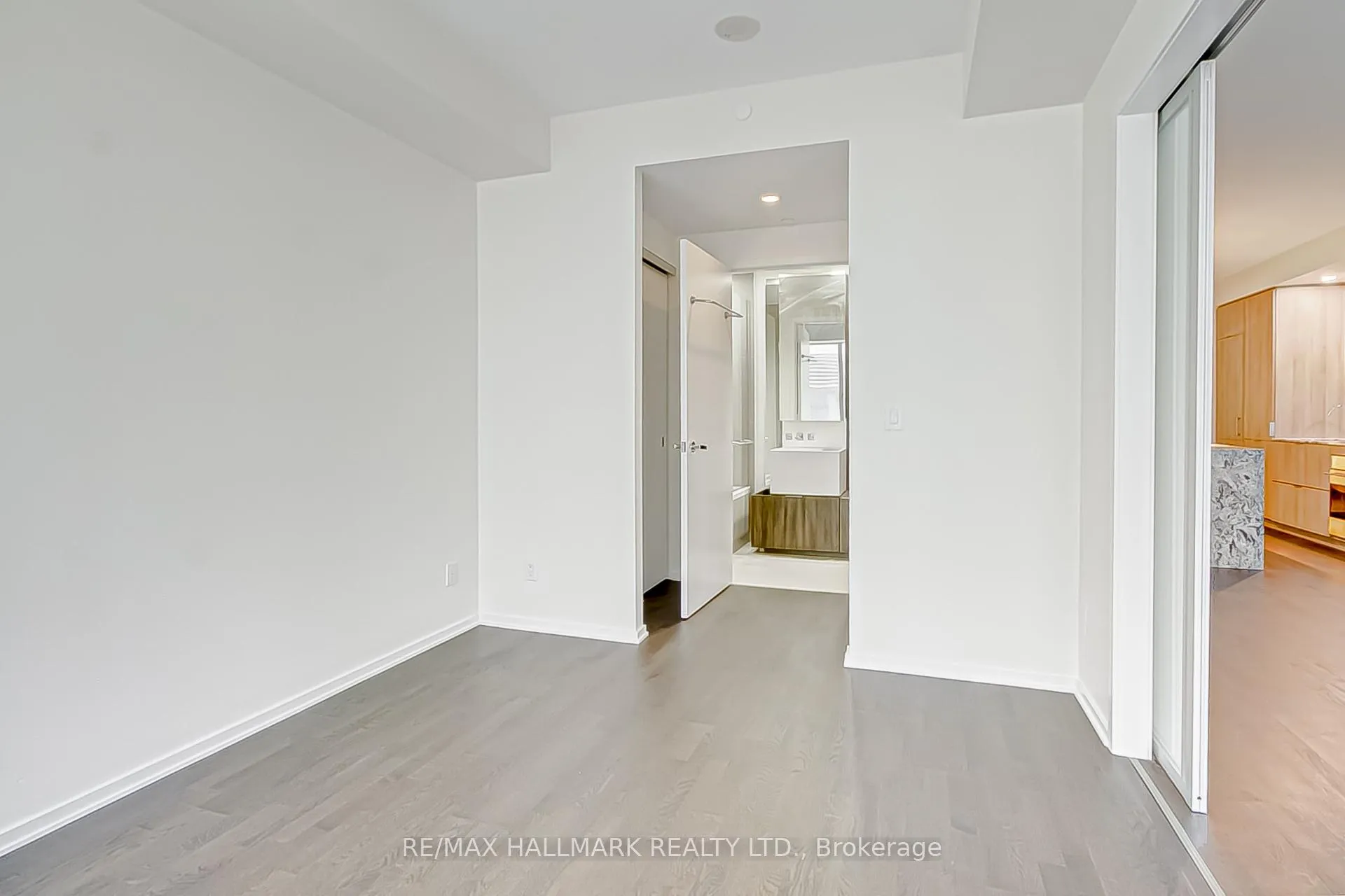 Photo 24 of Unit 314, 1 Bloor Street E, Toronto, Church-Yonge Corridor — HOMEH