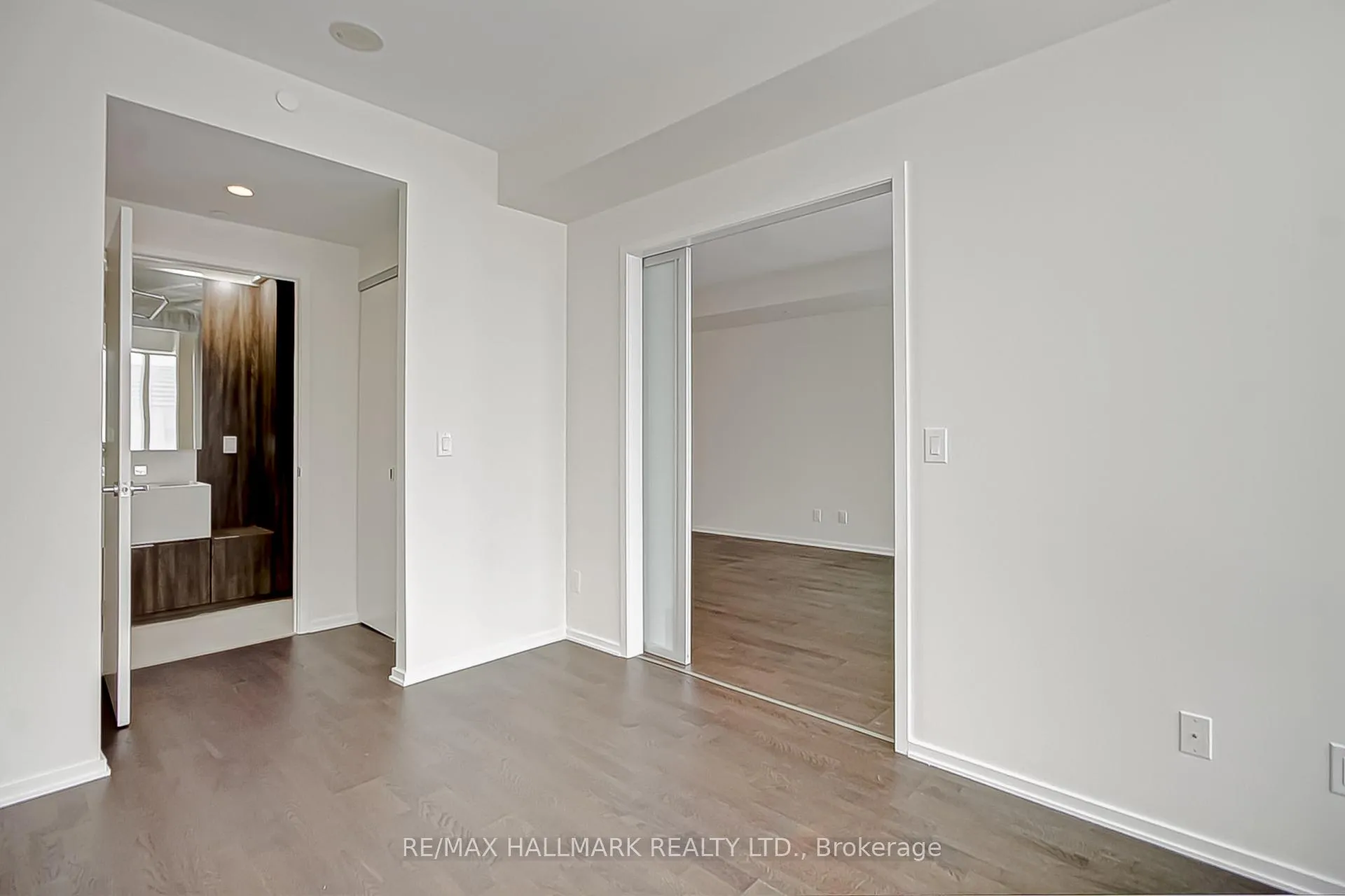Photo 25 of Unit 314, 1 Bloor Street E, Toronto, Church-Yonge Corridor — HOMEH