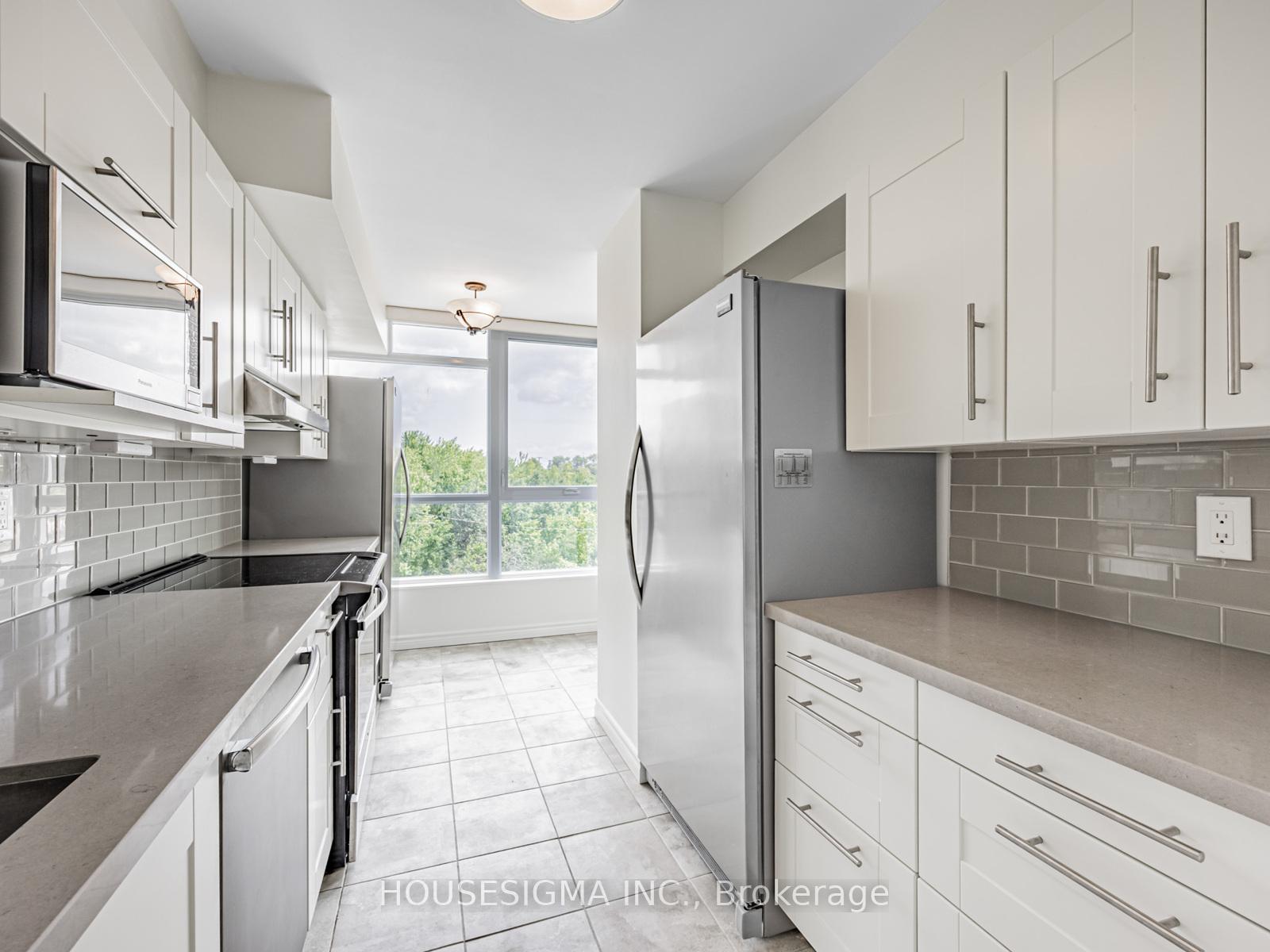 Photo 10 of Unit 403, 3233 Eglinton Avenue E, Scarborough, Scarborough Village — HOMEH