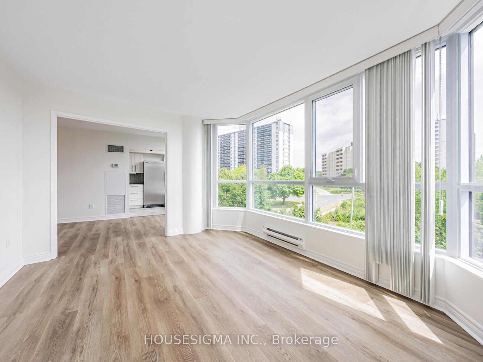 Photo 13 of Unit 403, 3233 Eglinton Avenue E, Scarborough, Scarborough Village — HOMEH