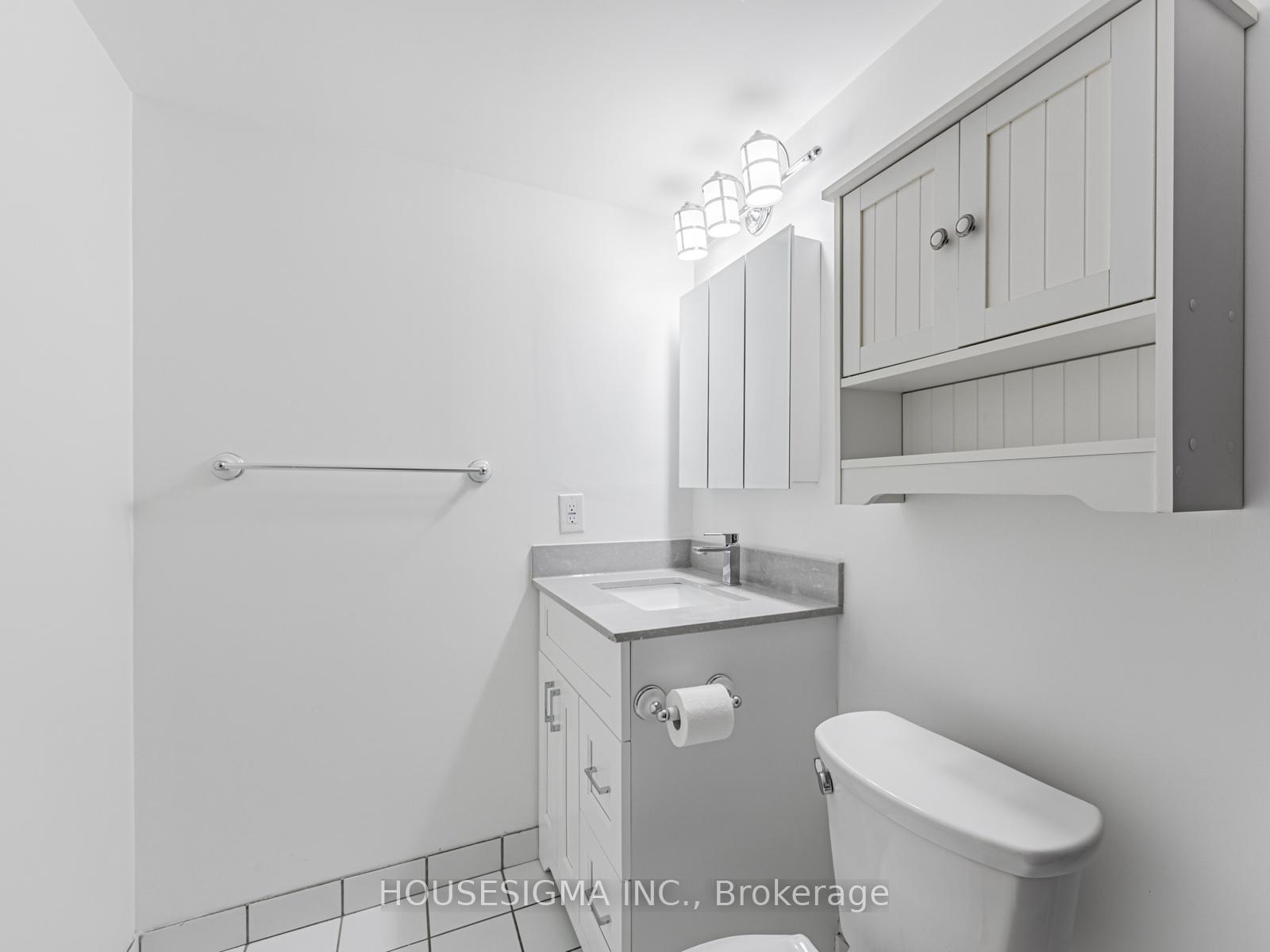 Photo 19 of Unit 403, 3233 Eglinton Avenue E, Scarborough, Scarborough Village — HOMEH
