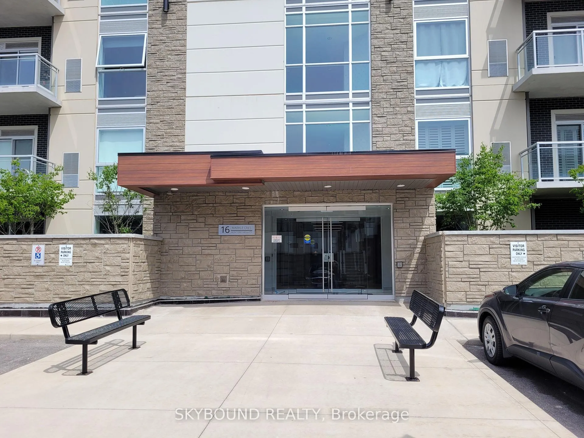 Photo 2 of Unit 301, 16 Markle Crescent, Hamilton, Ancaster — HOMEH