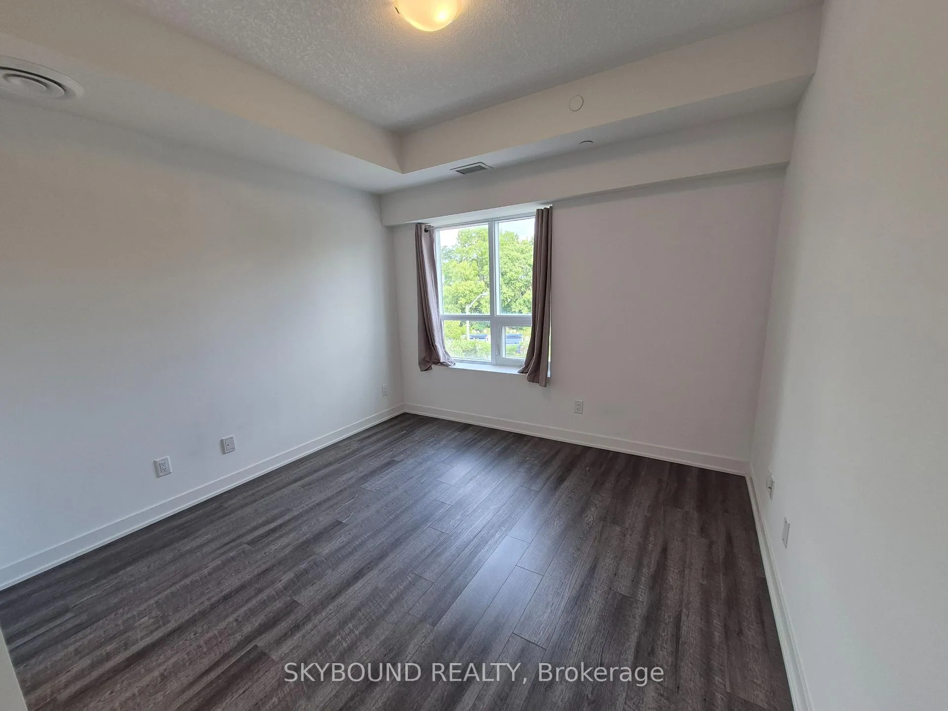 Photo 25 of Unit 301, 16 Markle Crescent, Hamilton, Ancaster — HOMEH