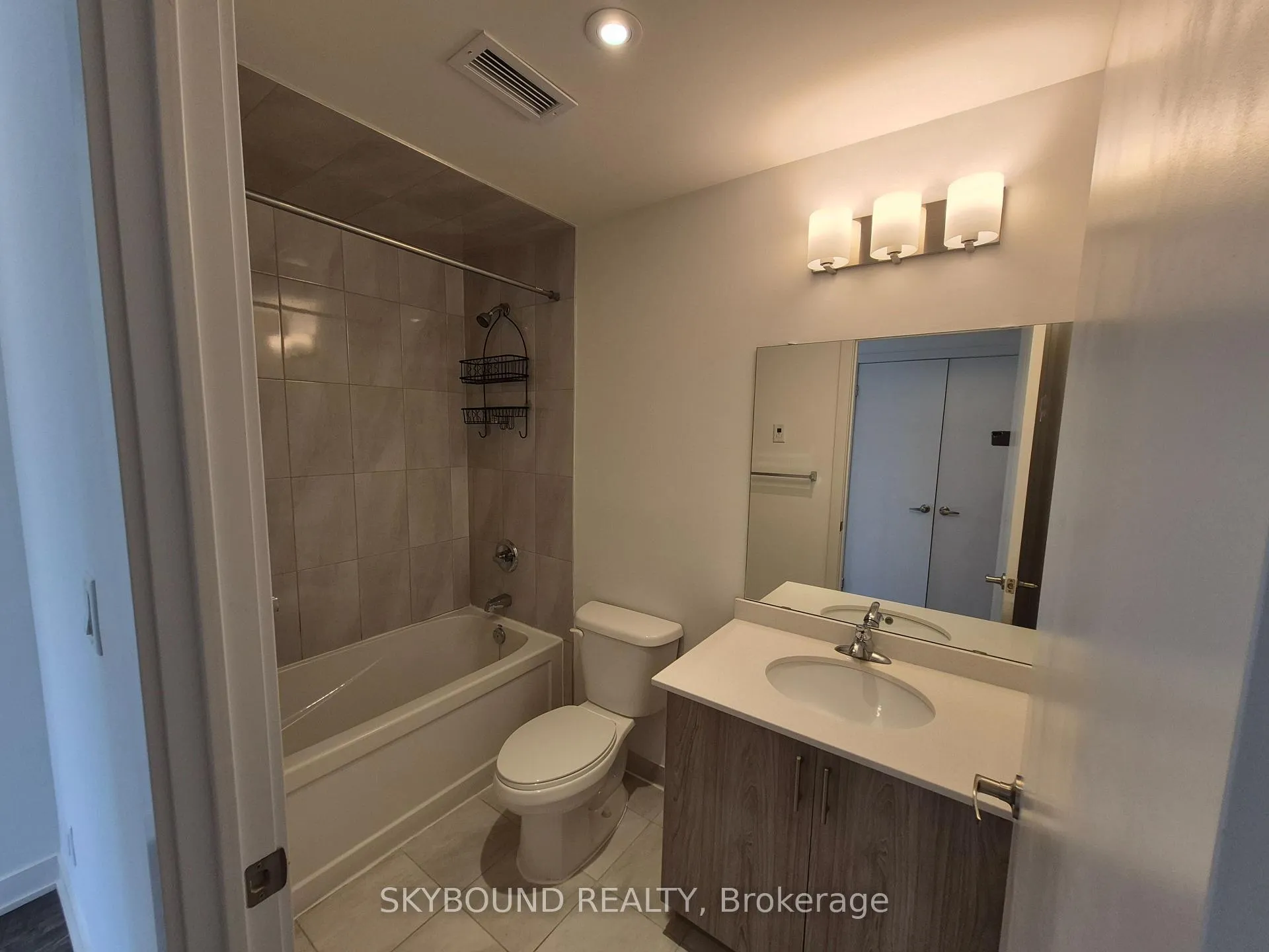 Photo 30 of Unit 301, 16 Markle Crescent, Hamilton, Ancaster — HOMEH