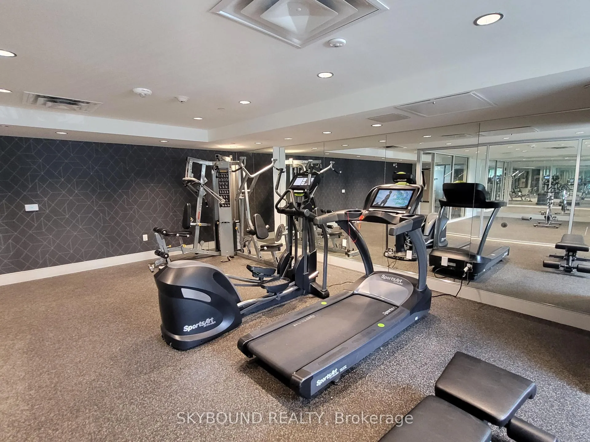 Photo 31 of Unit 301, 16 Markle Crescent, Hamilton, Ancaster — HOMEH