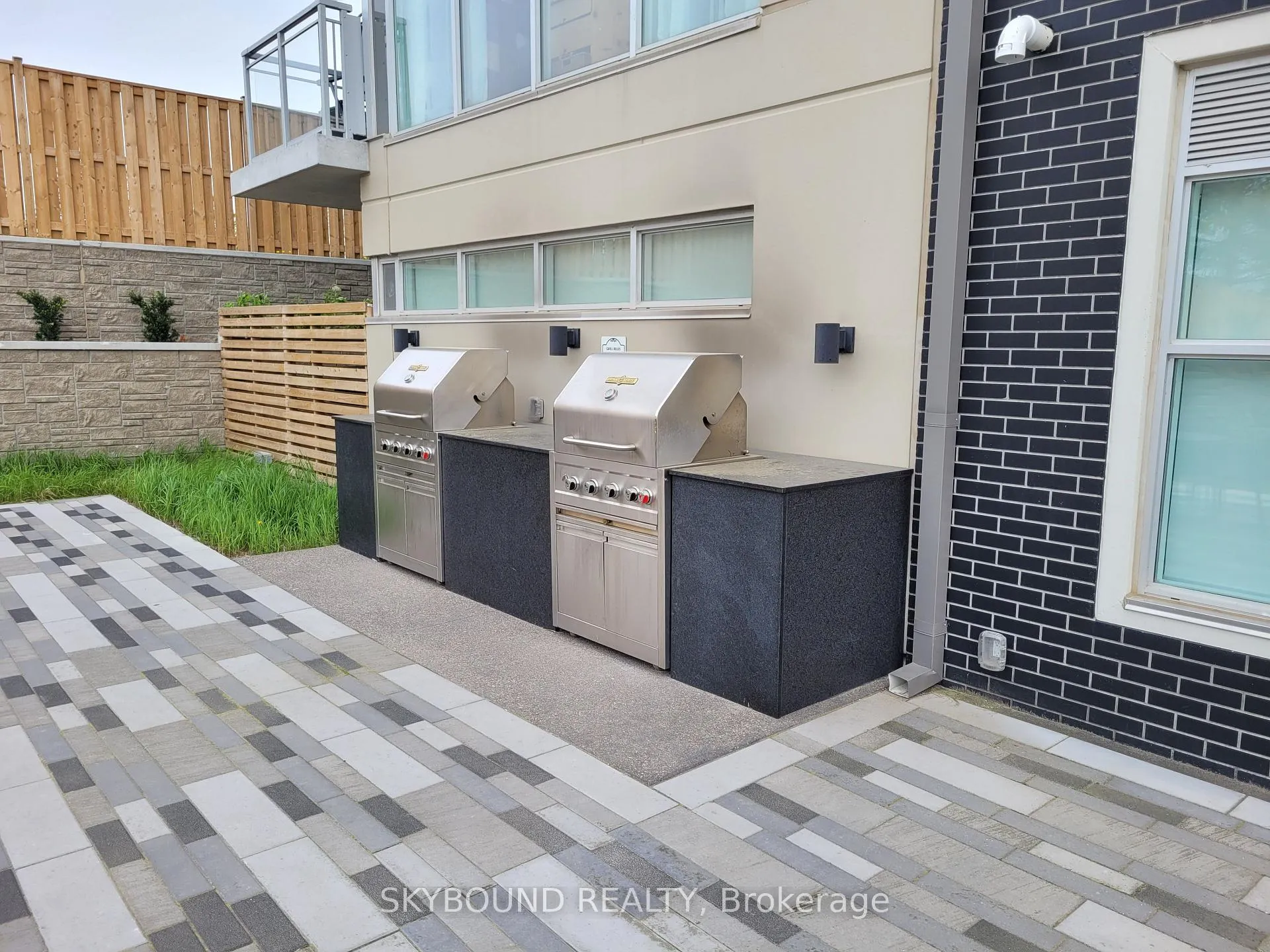 Photo 38 of Unit 301, 16 Markle Crescent, Hamilton, Ancaster — HOMEH