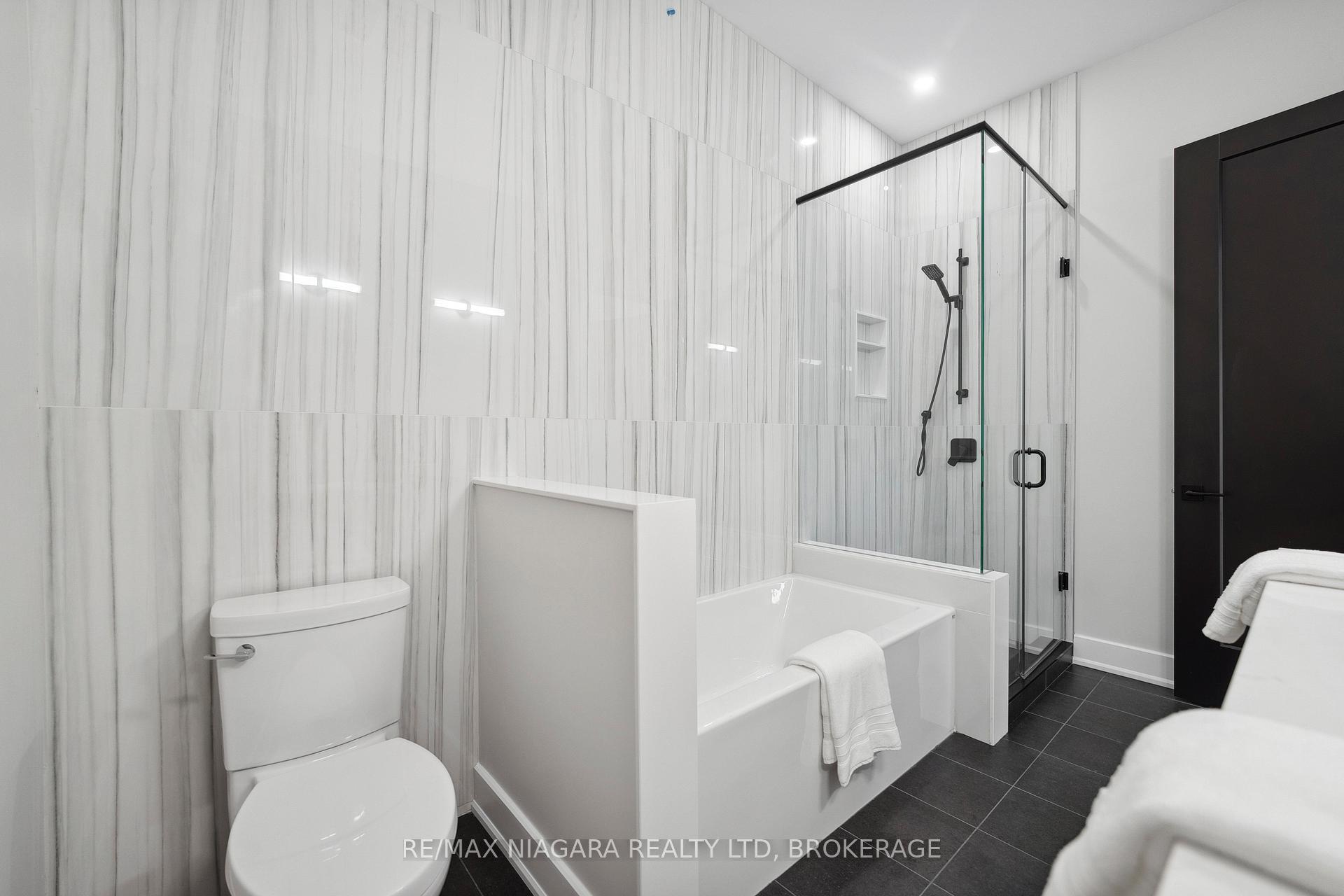 Photo 27 of Unit 10, 41 Ivy Crescent, Thorold, Confederation Heights — HOMEH