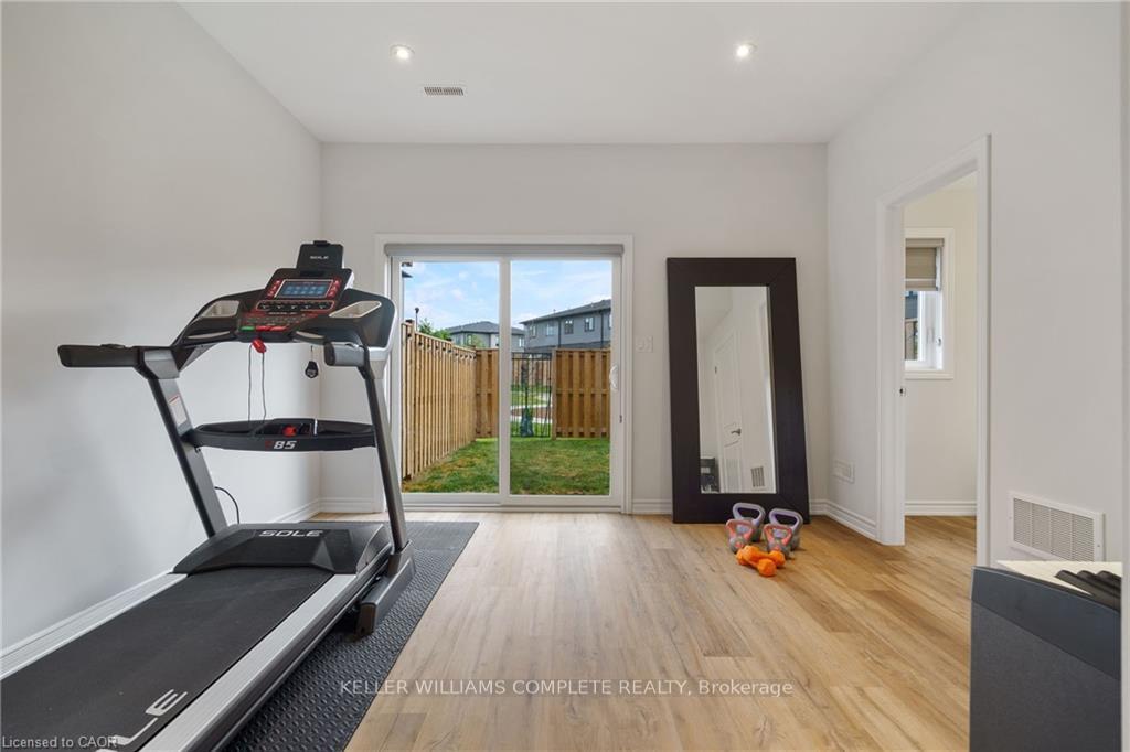 Photo 4 of 52 Cadwell Lane, Hamilton, Mountview — HOMEH
