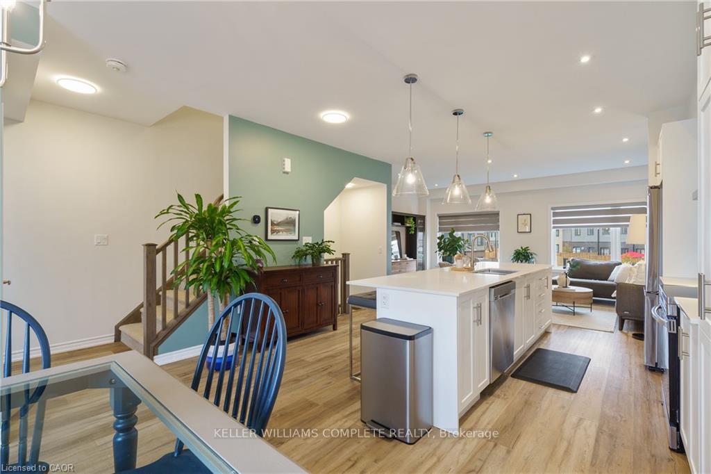 Photo 20 of 52 Cadwell Lane, Hamilton, Mountview — HOMEH