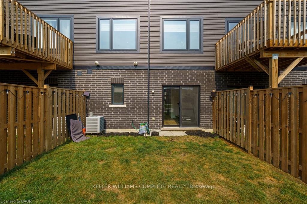 Photo 33 of 52 Cadwell Lane, Hamilton, Mountview — HOMEH
