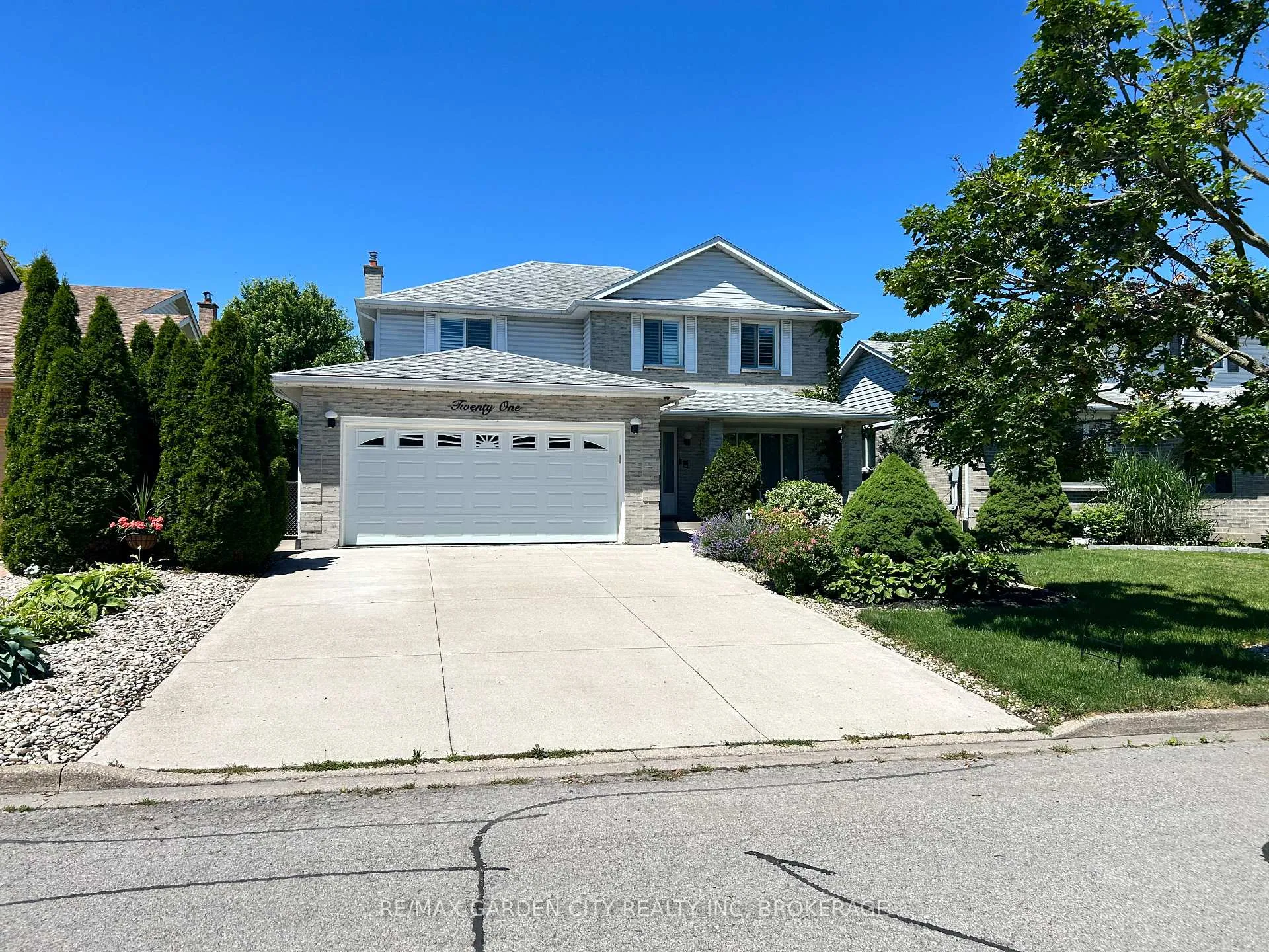 Photo 27 of 21 Bascary Crescent, St. Catharines, Rykert/Vansickle — HOMEH