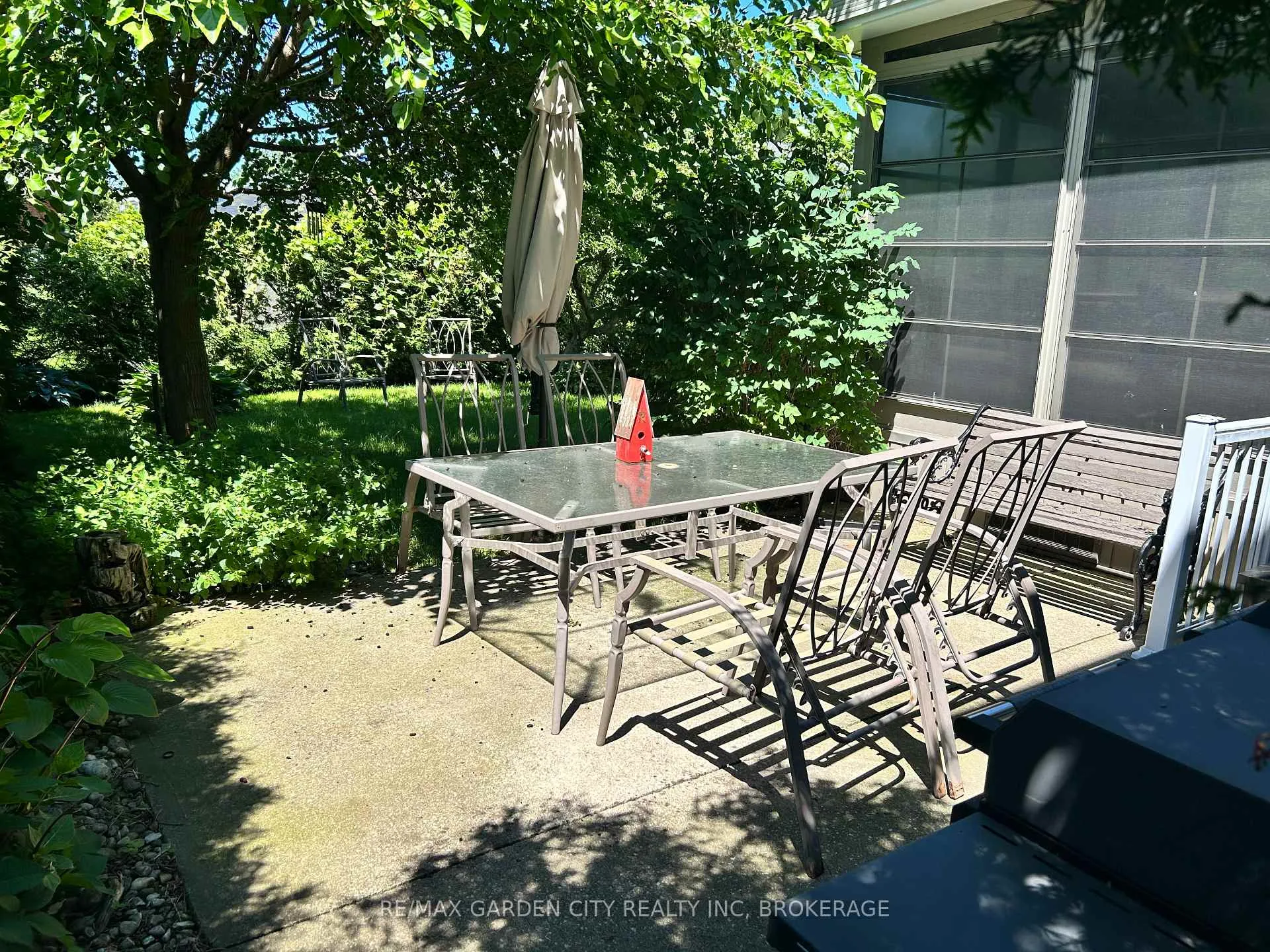 Photo 31 of 21 Bascary Crescent, St. Catharines, Rykert/Vansickle — HOMEH