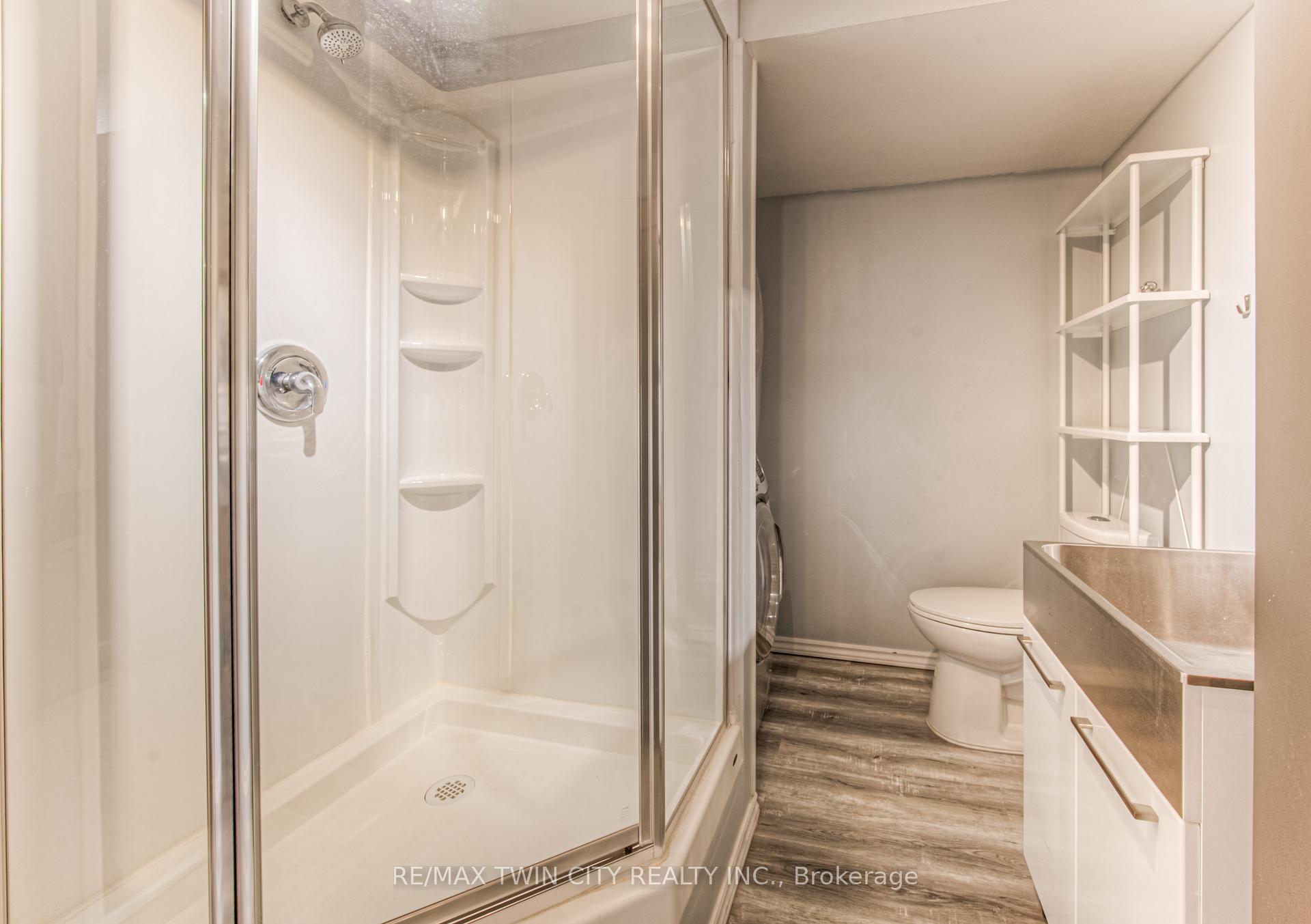 Photo 36 of Unit 5, 224 Kingswood Drive, Kitchener — HOMEH