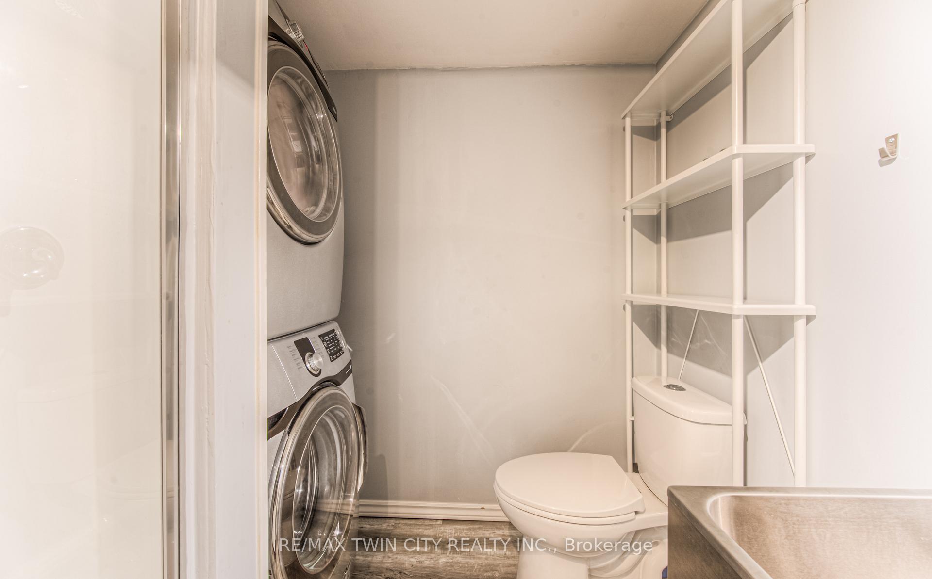 Photo 37 of Unit 5, 224 Kingswood Drive, Kitchener — HOMEH