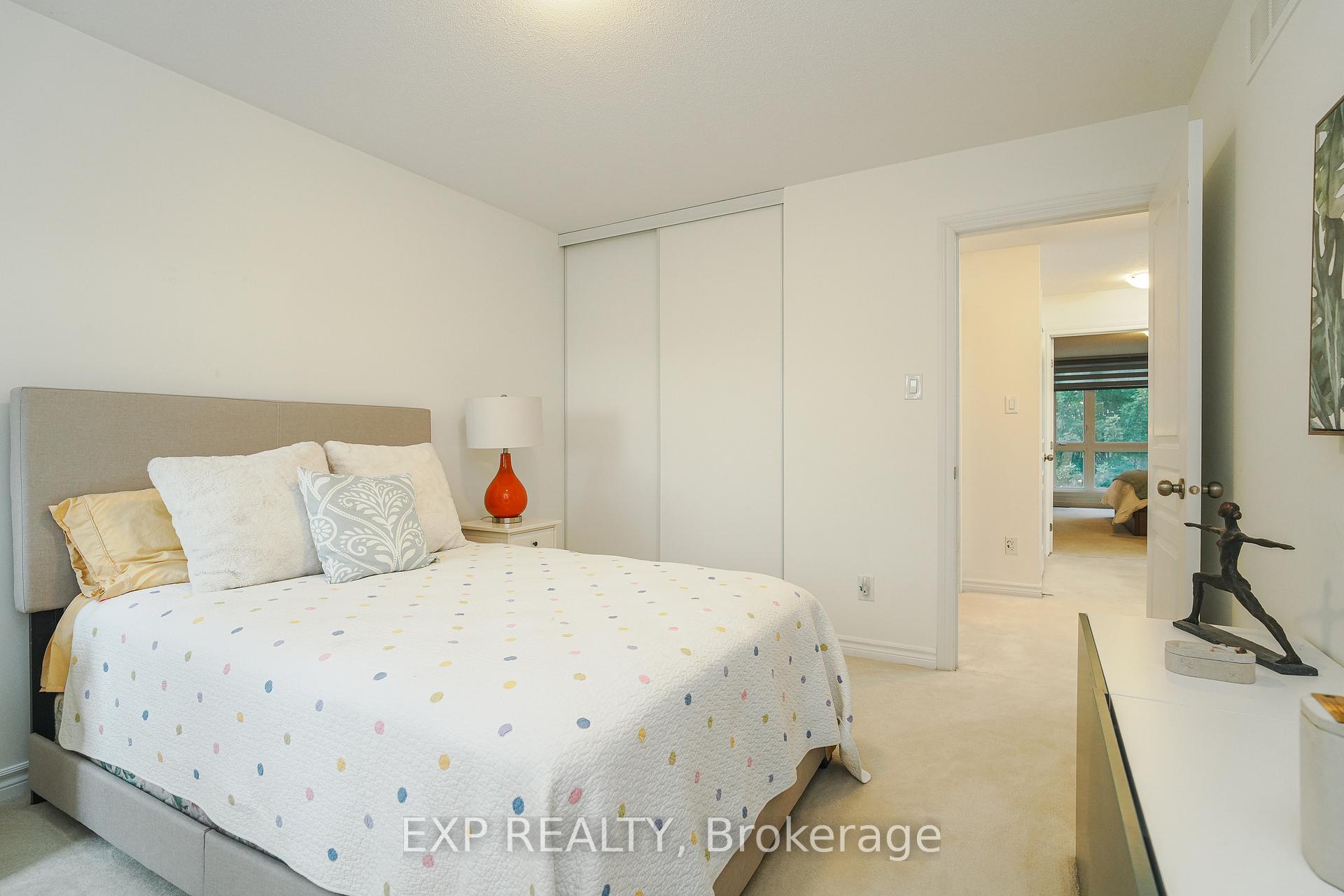 Photo 11 of 180 Mattingly Way, Ottawa, Riverside South/Gloucester Glen — HOMEH