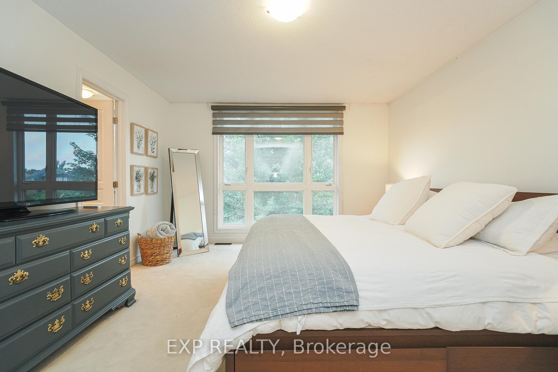Photo 17 of 180 Mattingly Way, Ottawa, Riverside South/Gloucester Glen — HOMEH
