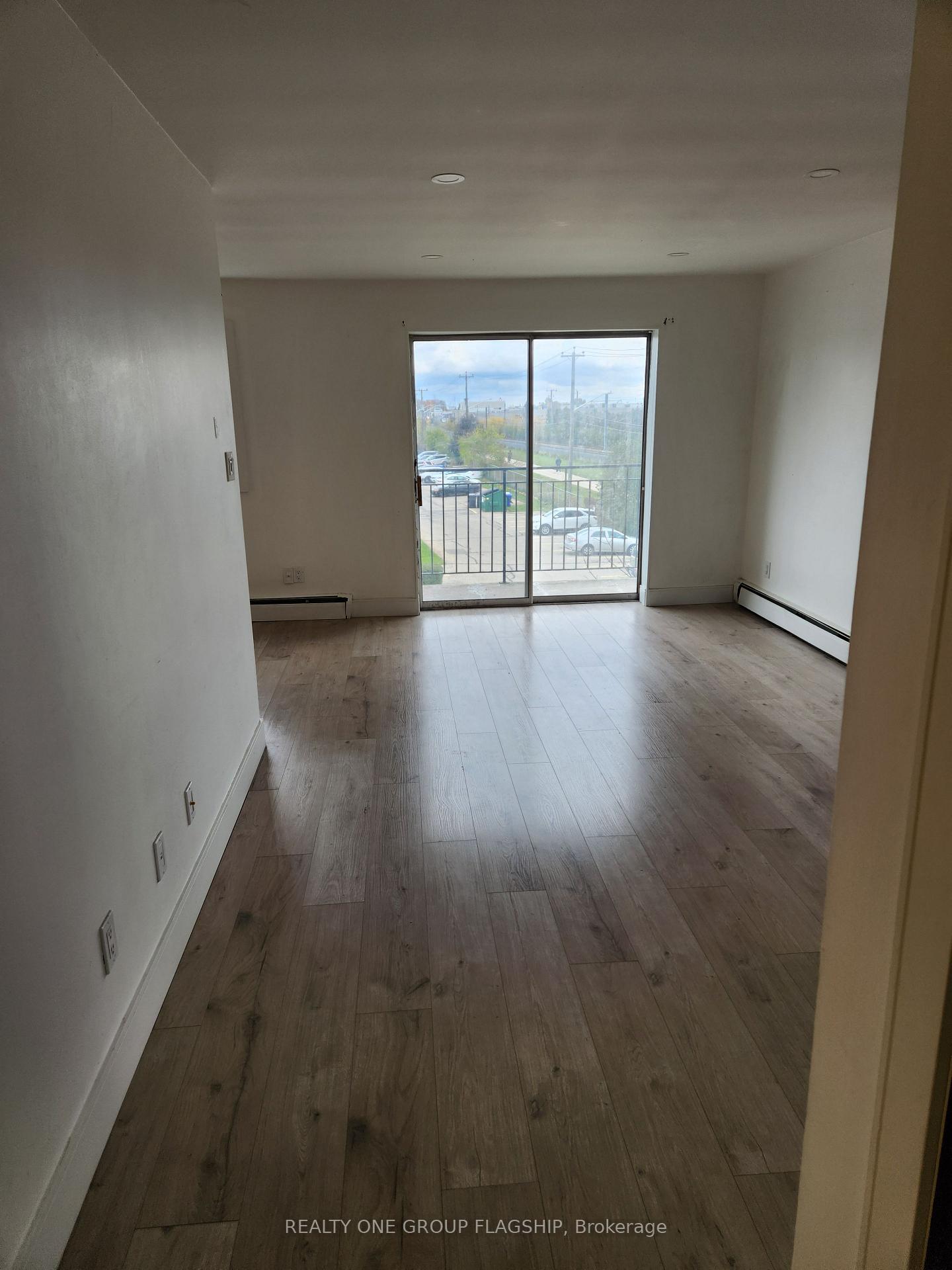 Photo 3 of Unit 44, 267 Traynor Avenue, Kitchener — HOMEH