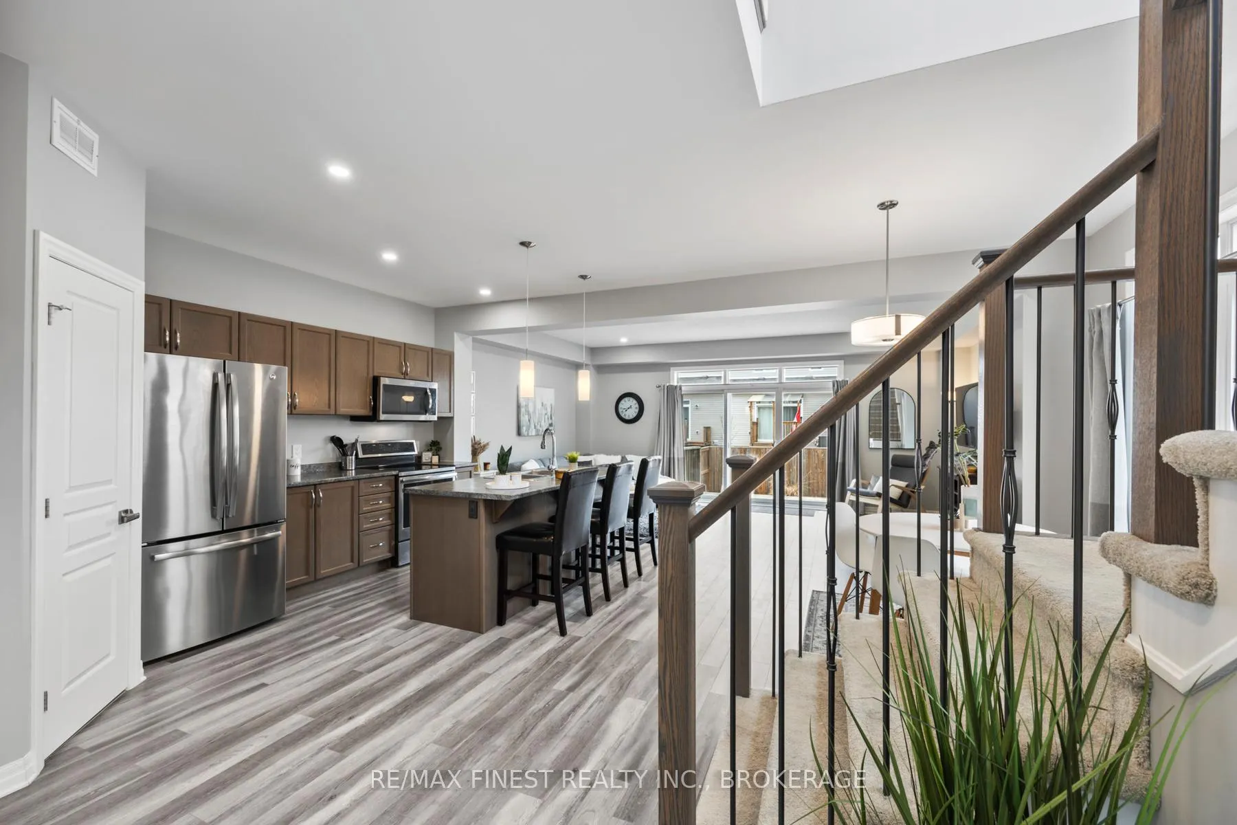 Photo 8 of 1376 Tremont Drive, Kingston, City Northwest — HOMEH