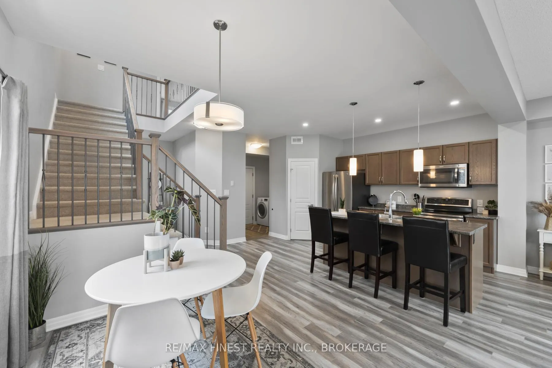 Photo 13 of 1376 Tremont Drive, Kingston, City Northwest — HOMEH