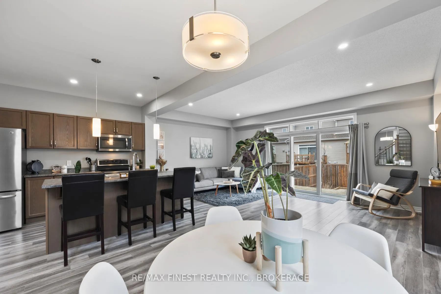 Photo 18 of 1376 Tremont Drive, Kingston, City Northwest — HOMEH