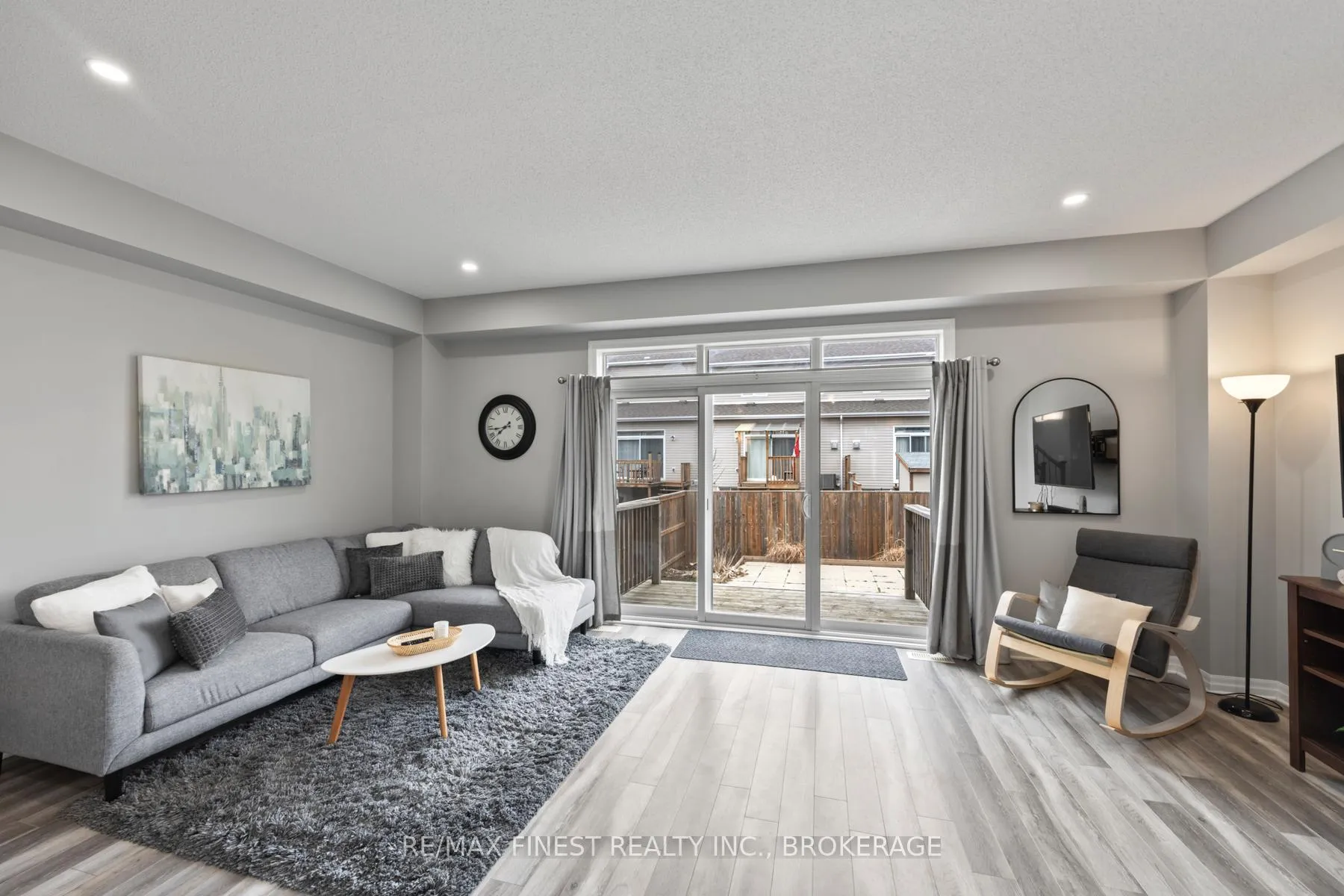 Photo 19 of 1376 Tremont Drive, Kingston, City Northwest — HOMEH