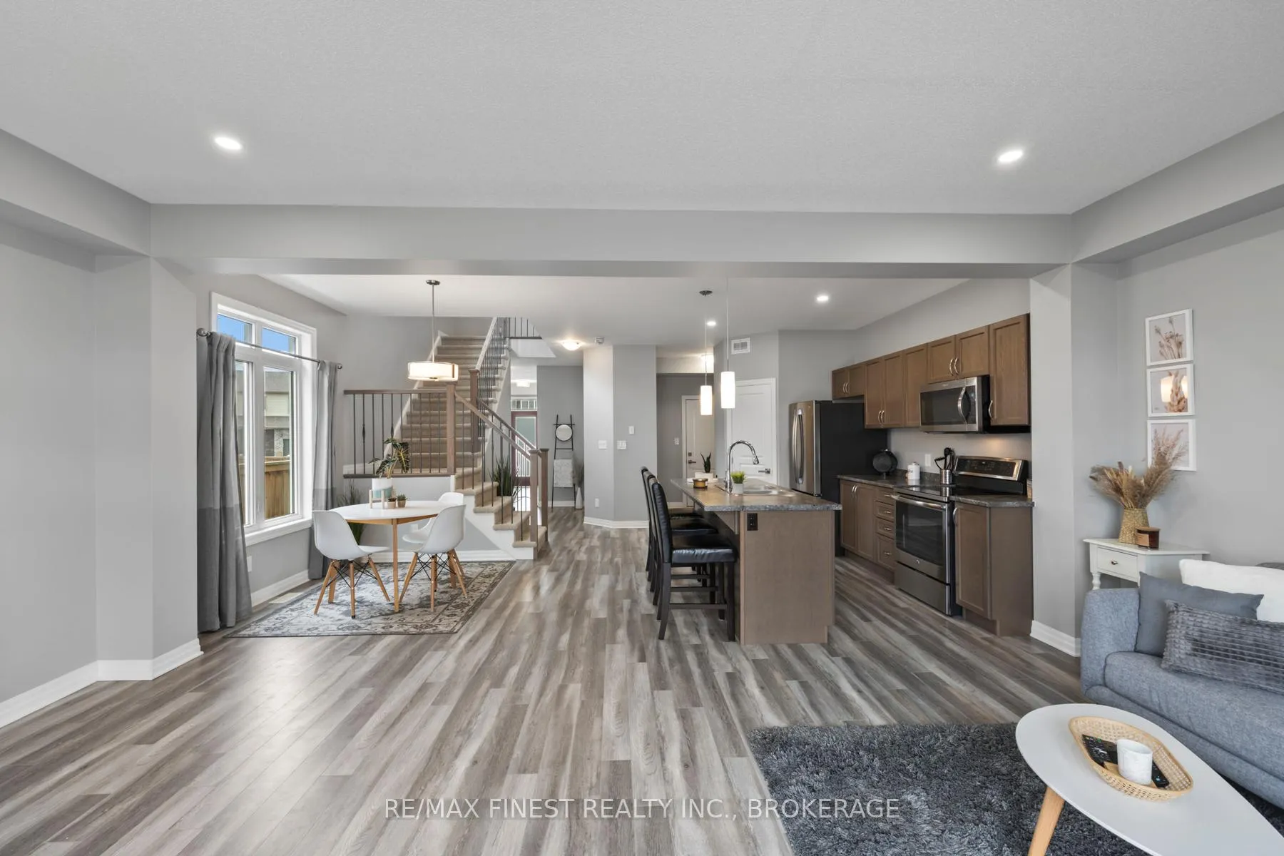 Photo 21 of 1376 Tremont Drive, Kingston, City Northwest — HOMEH