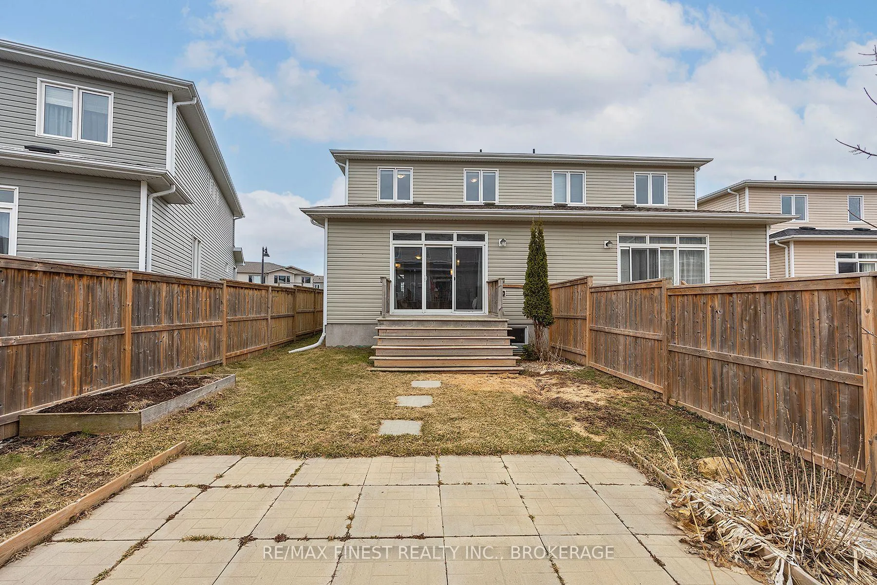 Photo 47 of 1376 Tremont Drive, Kingston, City Northwest — HOMEH
