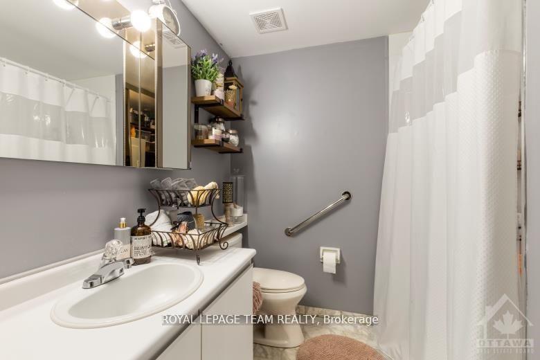 Photo 11 of Unit 1101, 1025 Grenon Avenue, Ottawa, Fairfield Heights — HOMEH