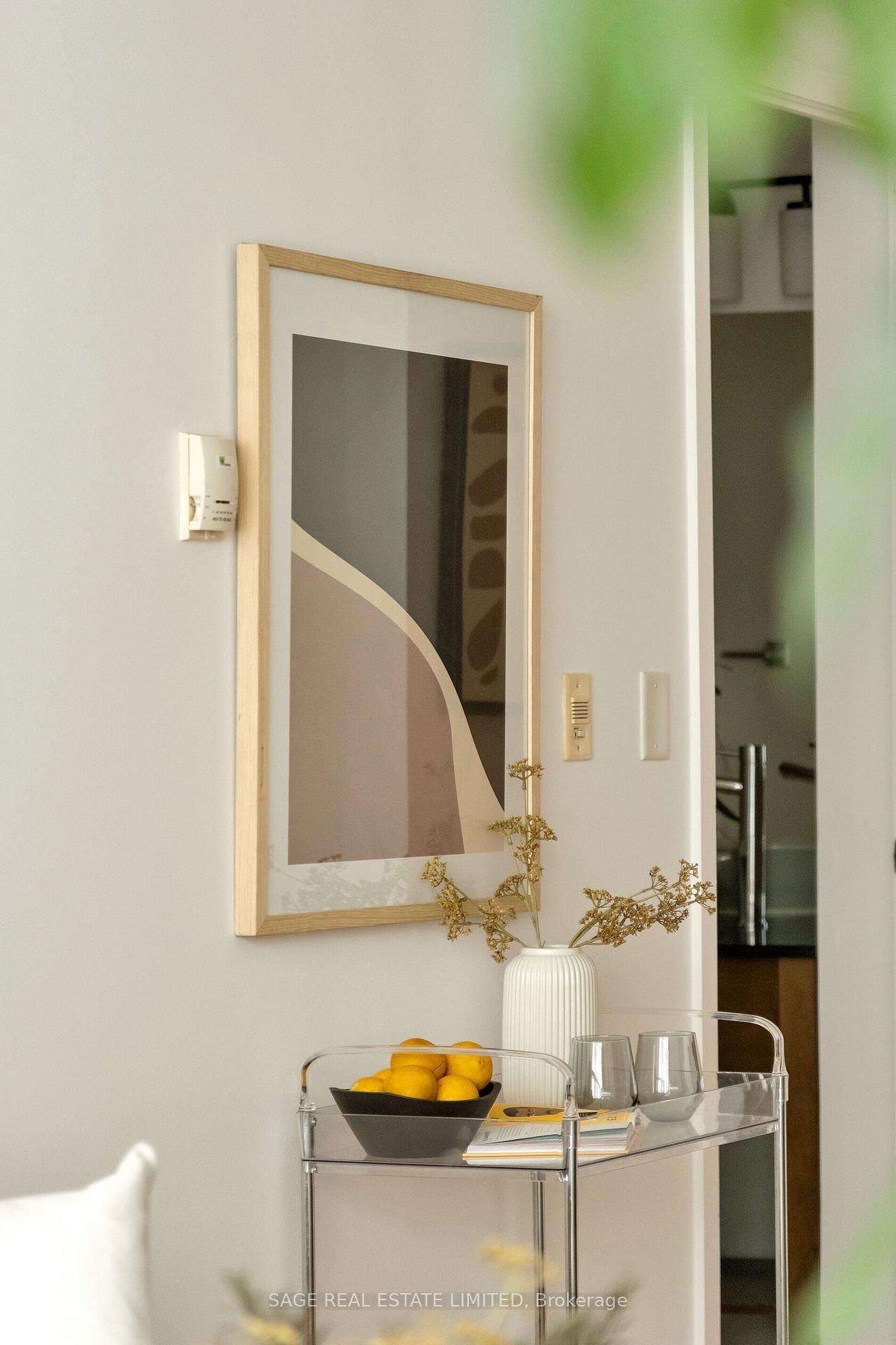 Photo 14 of Unit 512, 601 Kingston Road, Toronto, The Beaches — HOMEH