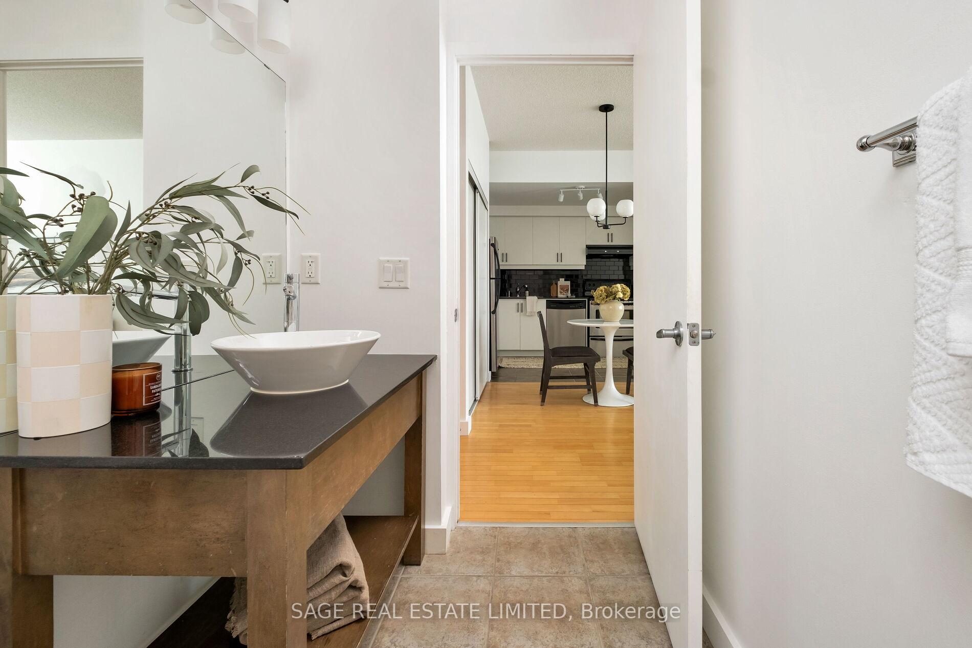 Photo 16 of Unit 512, 601 Kingston Road, Toronto, The Beaches — HOMEH