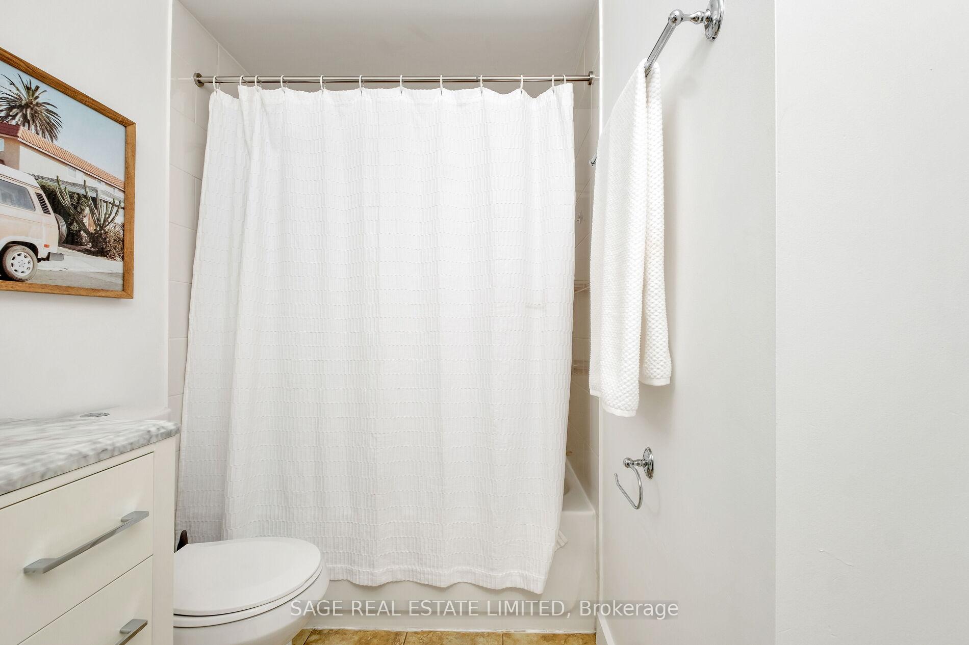 Photo 22 of Unit 512, 601 Kingston Road, Toronto, The Beaches — HOMEH