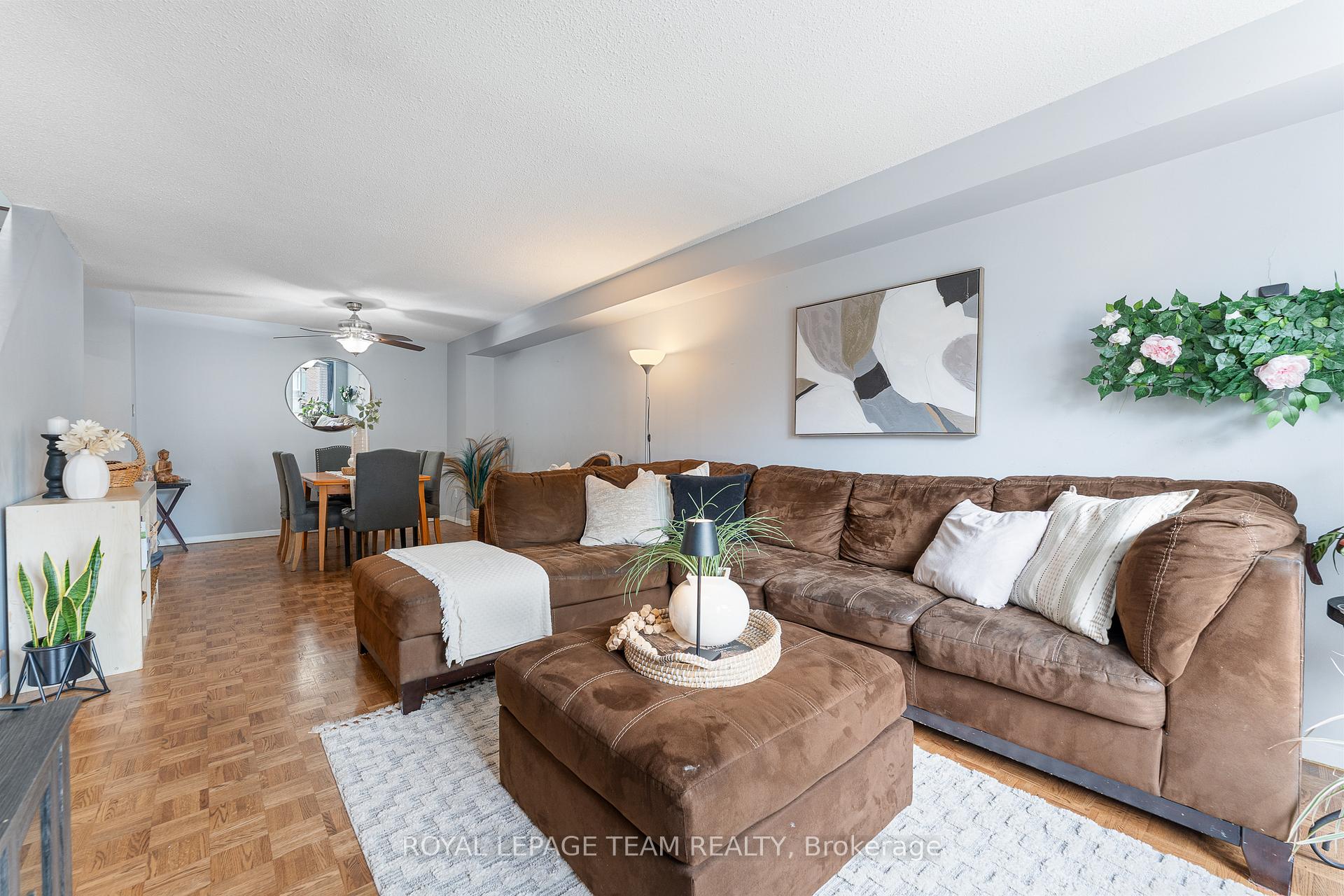 Photo 7 of 96 Beachview Private, Ottawa, Mooneys Bay/Riverside Park — HOMEH