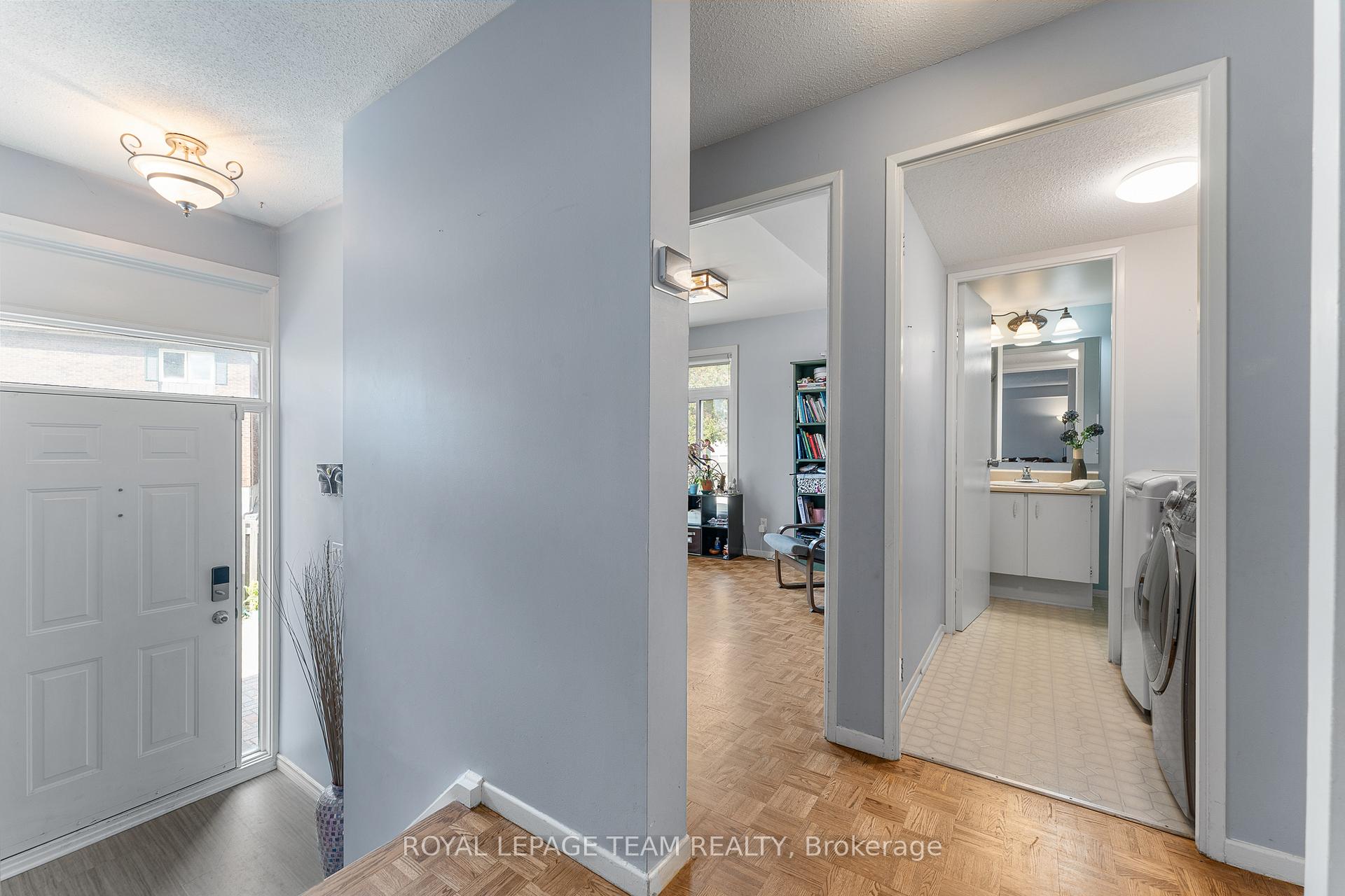 Photo 19 of 96 Beachview Private, Ottawa, Mooneys Bay/Riverside Park — HOMEH