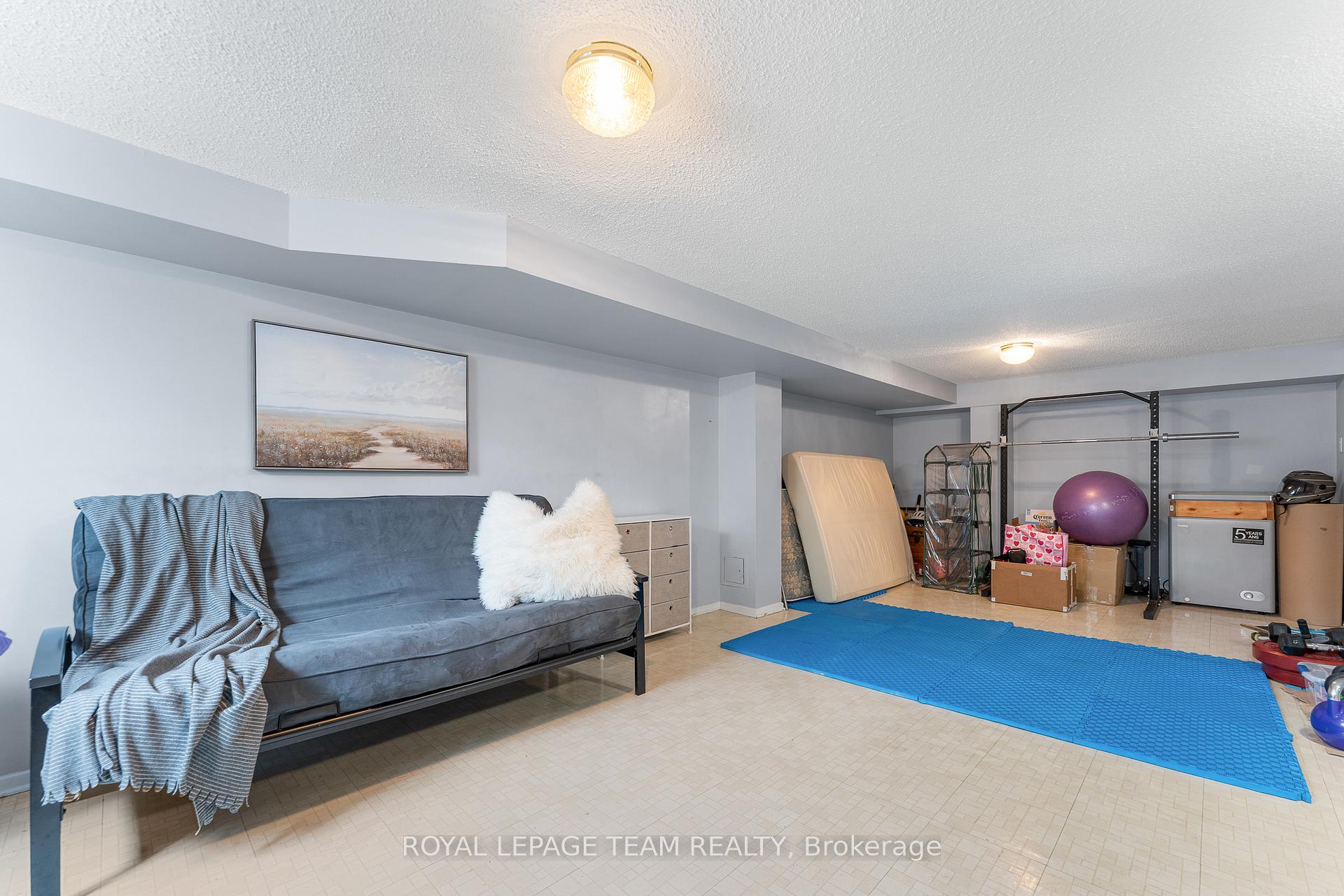 Photo 32 of 96 Beachview Private, Ottawa, Mooneys Bay/Riverside Park — HOMEH