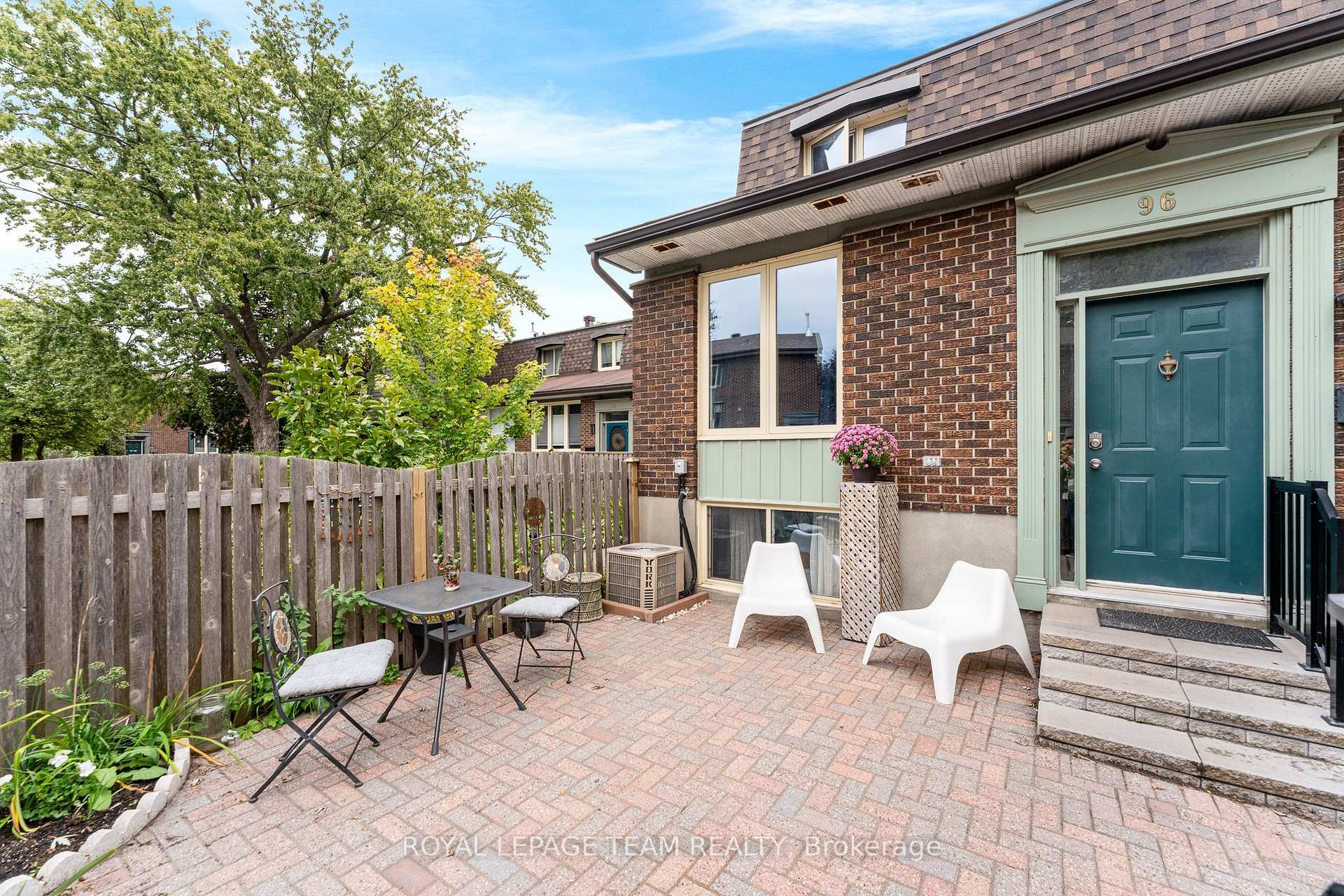 Photo 36 of 96 Beachview Private, Ottawa, Mooneys Bay/Riverside Park — HOMEH