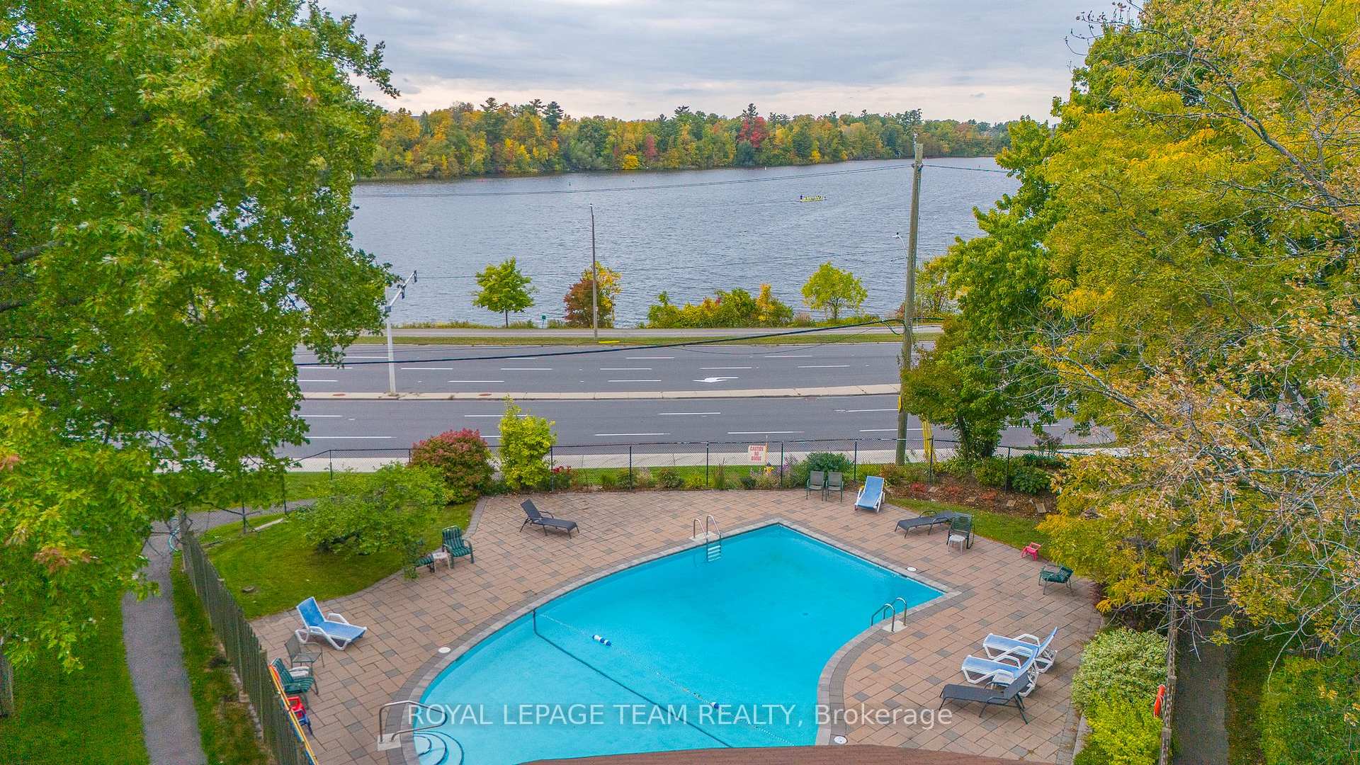 Photo 40 of 96 Beachview Private, Ottawa, Mooneys Bay/Riverside Park — HOMEH