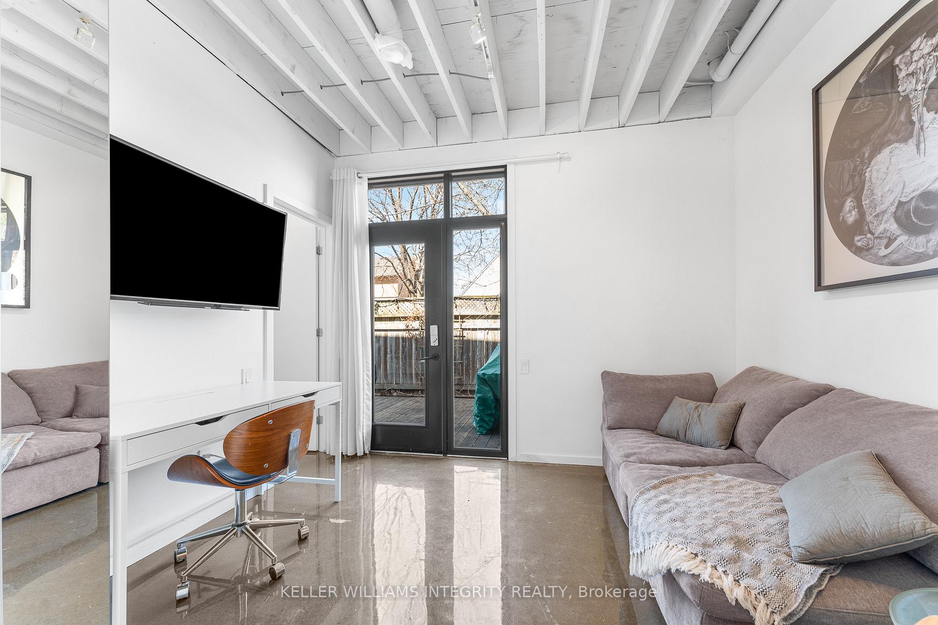 Photo 17 of 75 1/2 Pamilla Street, Ottawa, West Centre Town — HOMEH