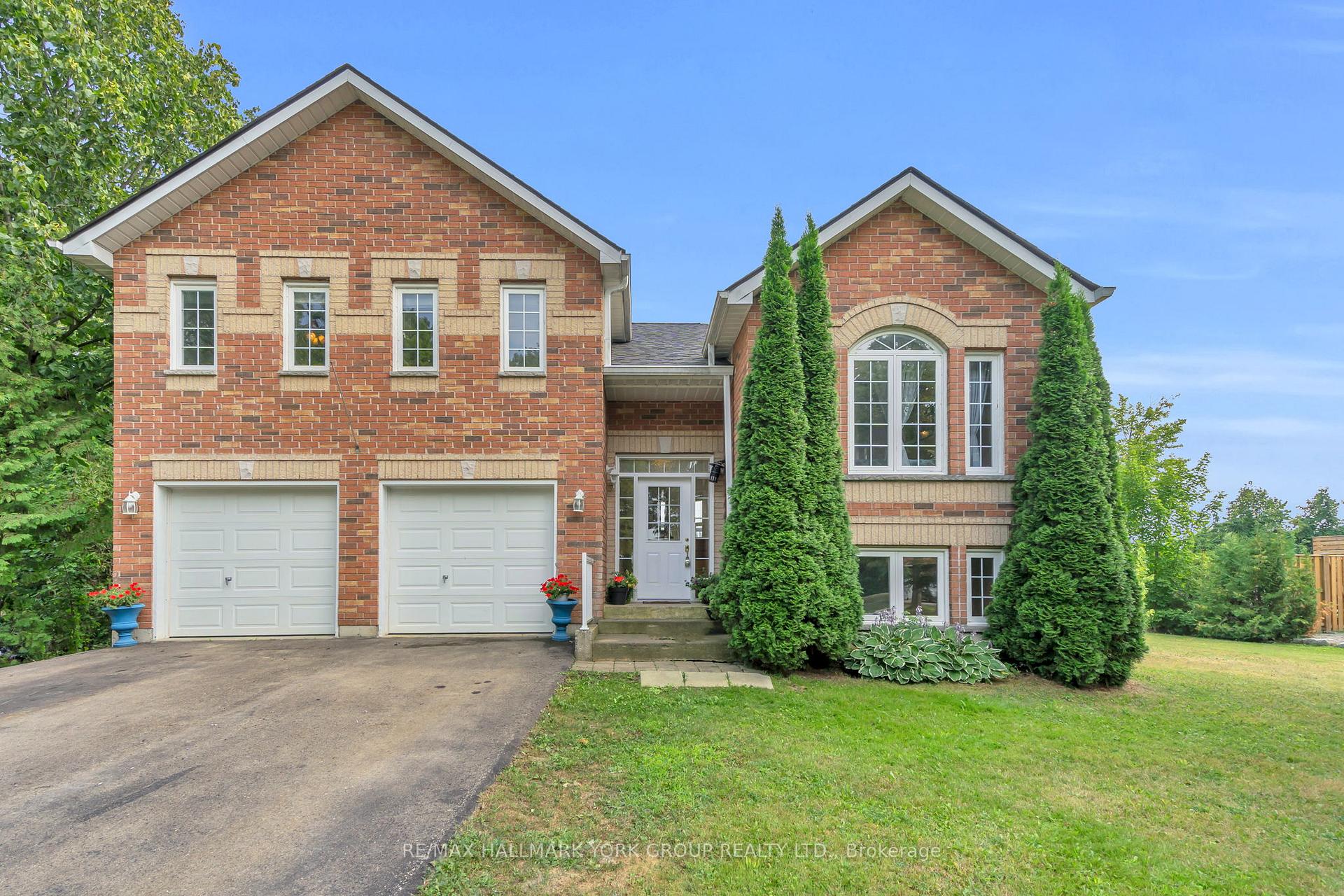 Front of 36 Ball Avenue E