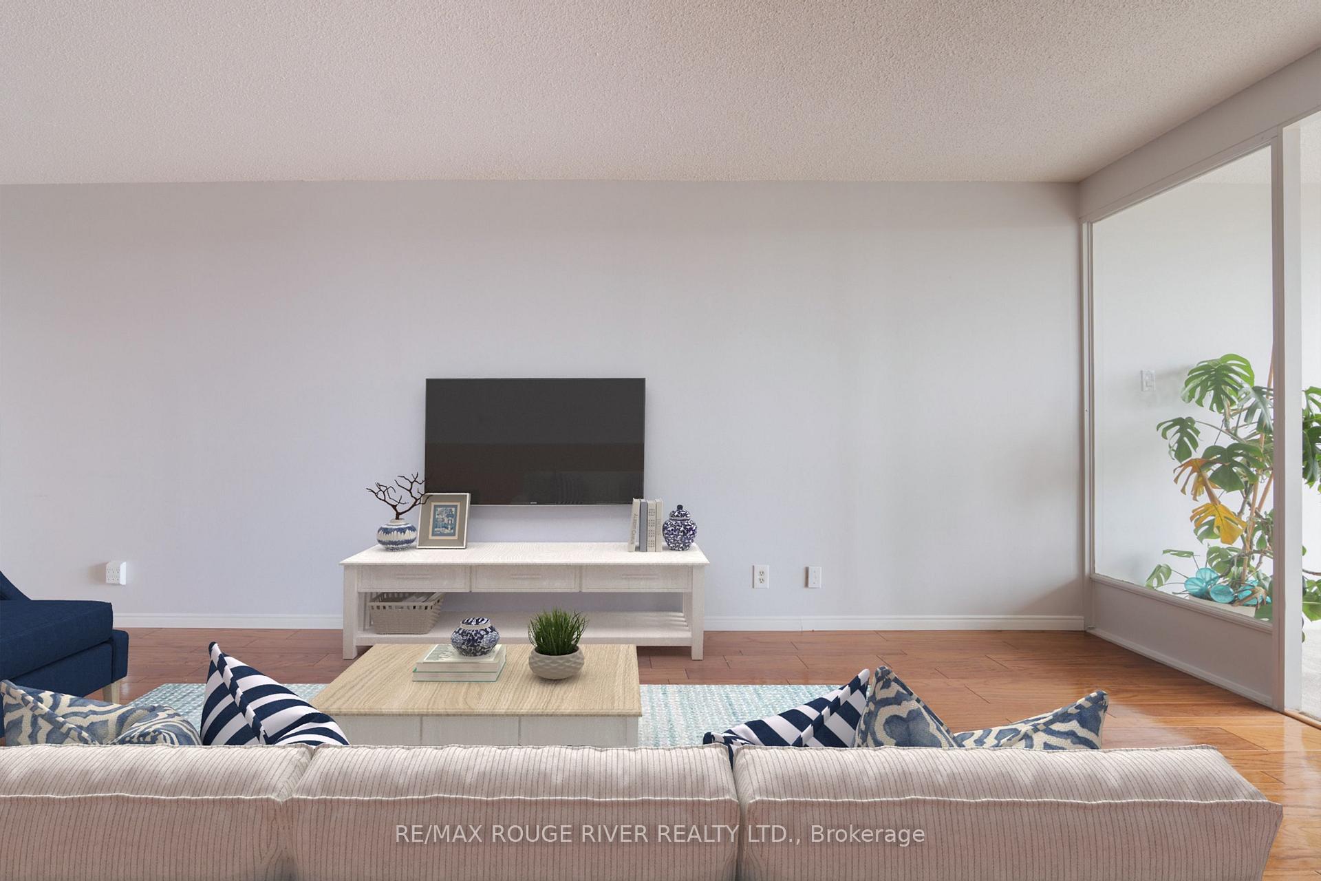 Photo 15 of Unit 611, 1890 Valley Farm Road, Pickering, Town Centre — HOMEH