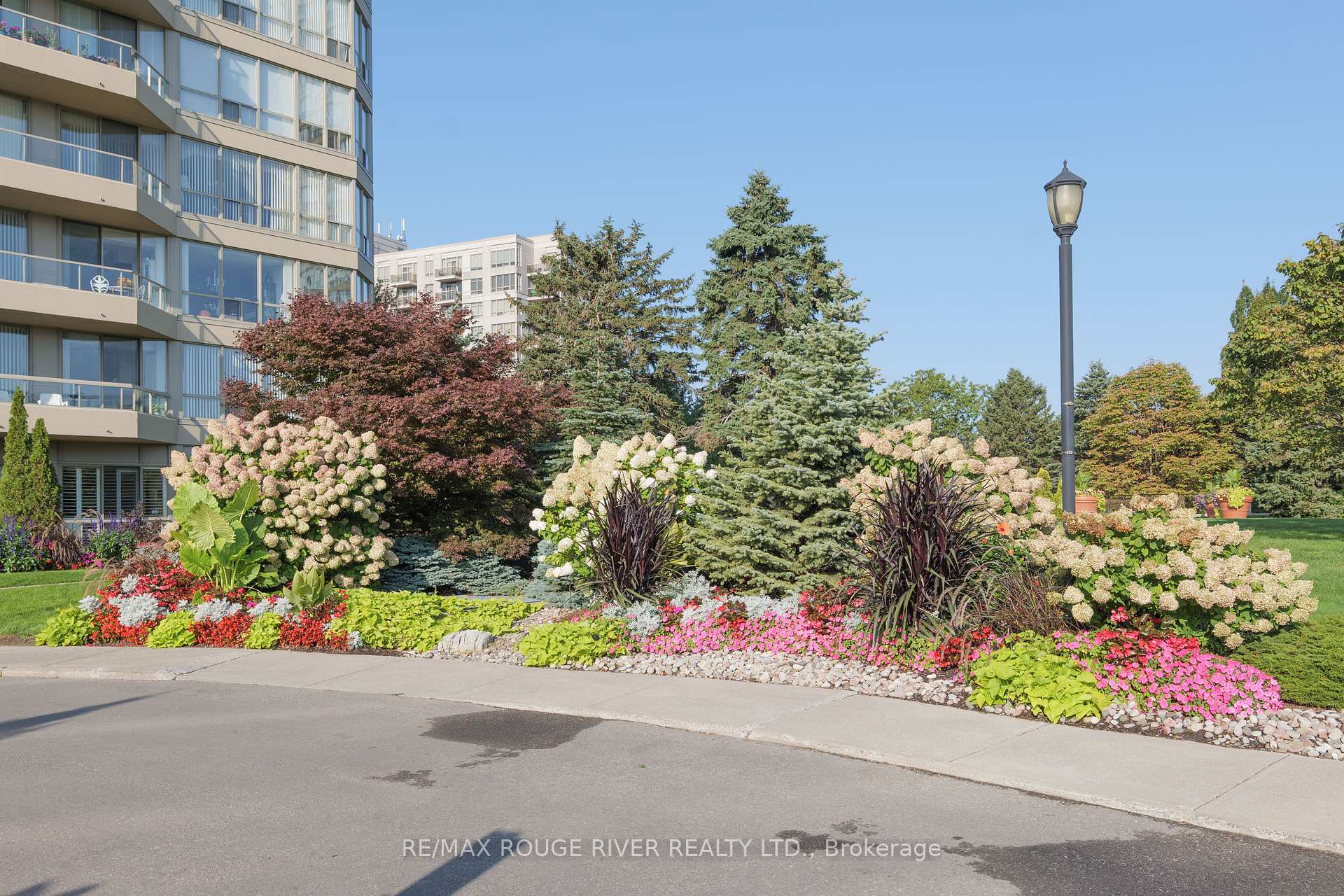 Photo 50 of Unit 611, 1890 Valley Farm Road, Pickering, Town Centre — HOMEH
