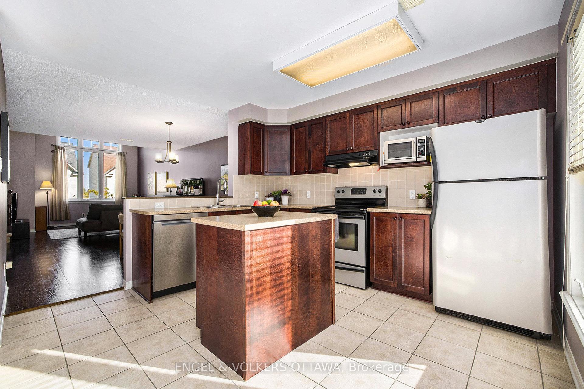 Photo 11 of Unit 107, 1512 Walkley Road, Ottawa, Heron Gate/Industrial Park — HOMEH