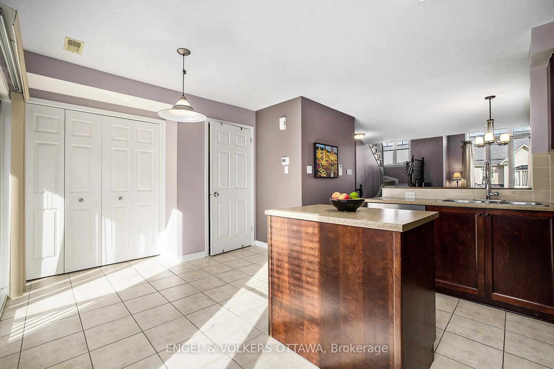 Photo 13 of Unit 107, 1512 Walkley Road, Ottawa, Heron Gate/Industrial Park — HOMEH