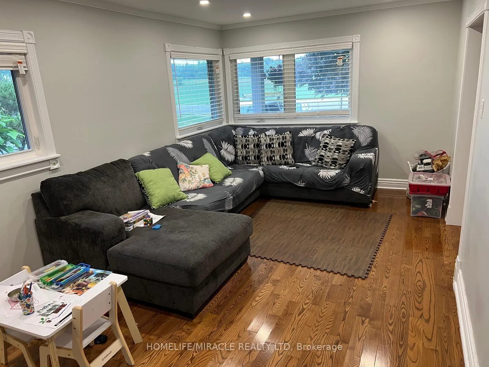 Photo 2 of 1760 Notre Dame Drive, Wilmot — HOMEH