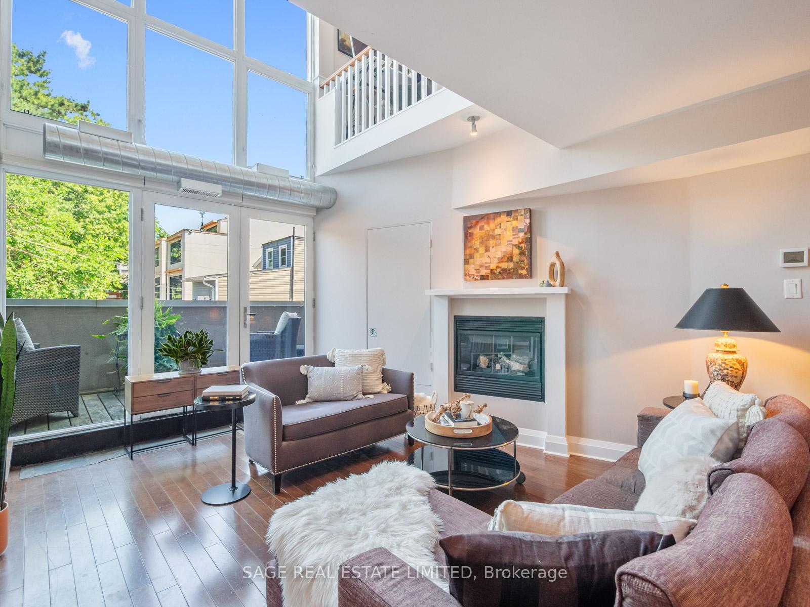Photo 2 of Unit 204, 2012 Queen Street E, Toronto, The Beaches — HOMEH
