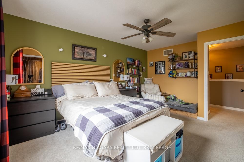 Photo 16 of 105 Bisset Avenue, Brantford — HOMEH