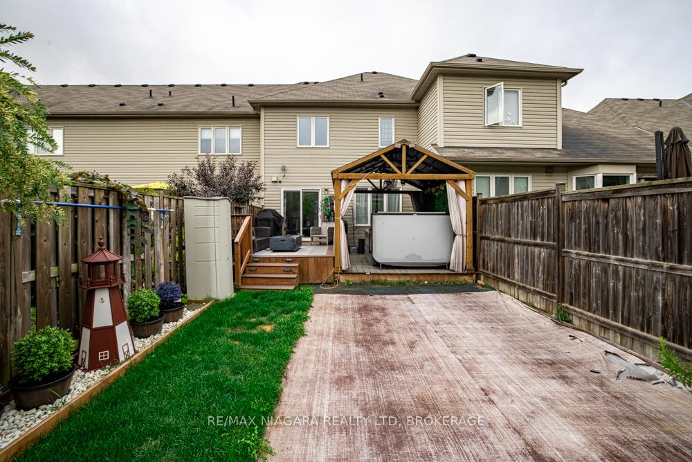 Photo 21 of 105 Bisset Avenue, Brantford — HOMEH