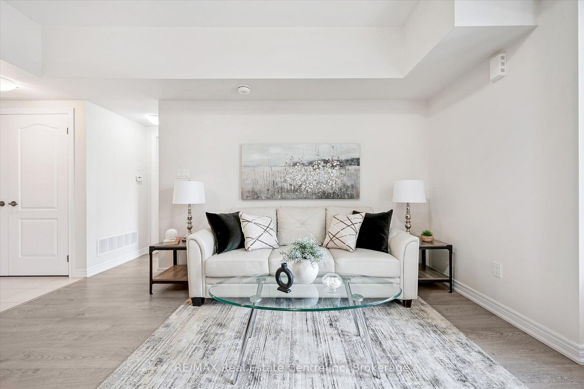 Photo 6 of 252 Law Drive, Guelph, Grange Road — HOMEH