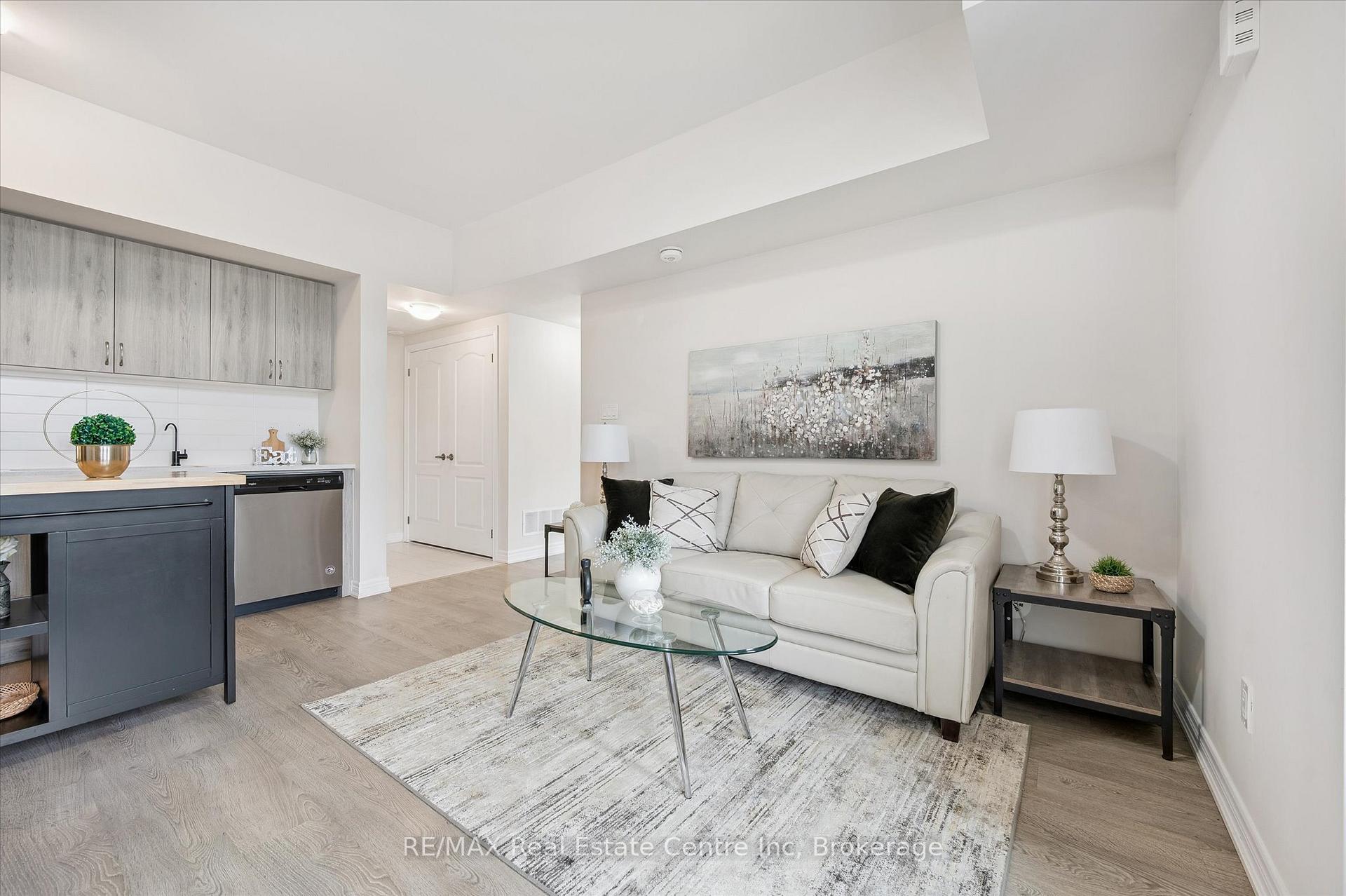 Photo 7 of 252 Law Drive, Guelph, Grange Road — HOMEH