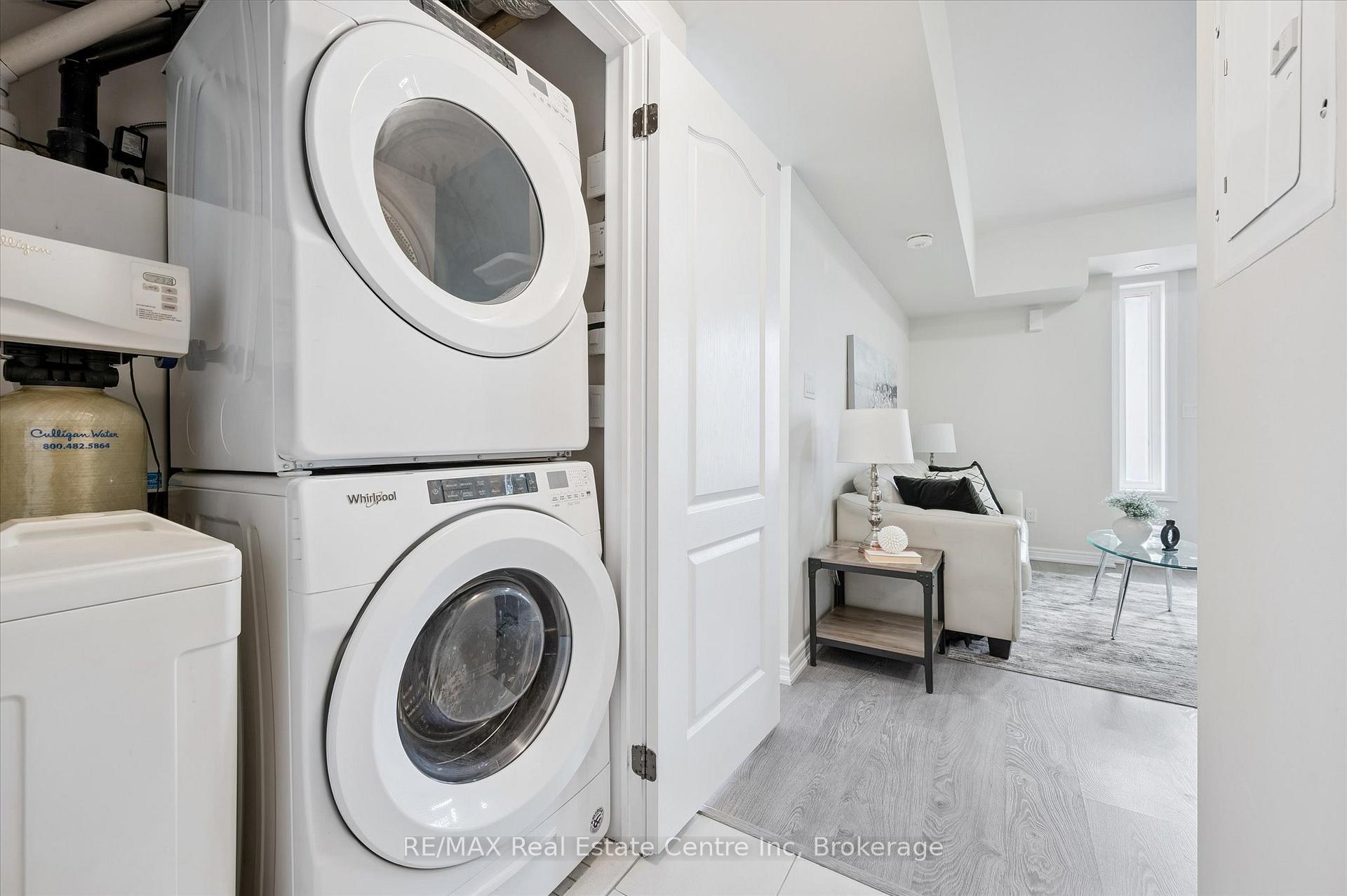 Photo 10 of 252 Law Drive, Guelph, Grange Road — HOMEH